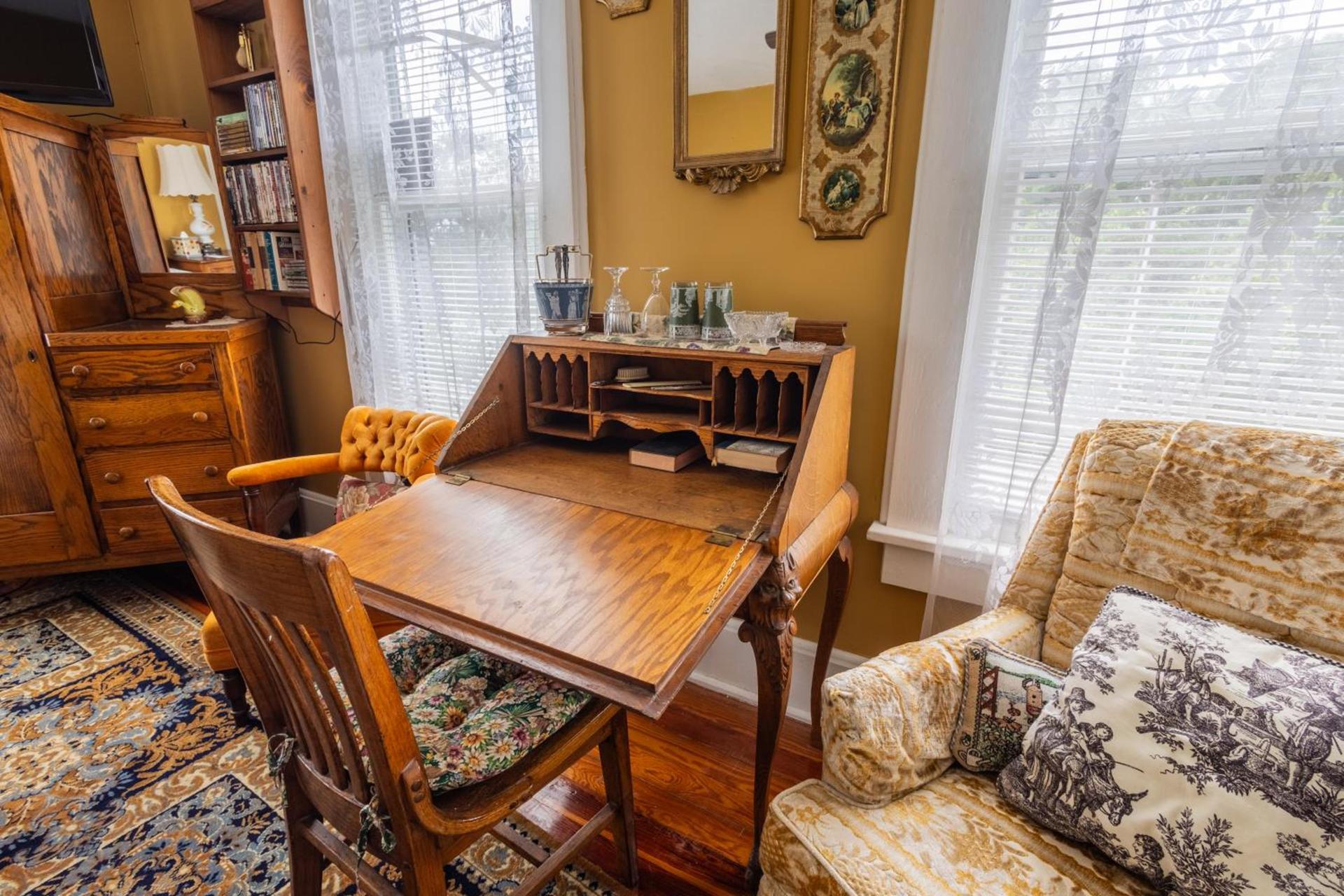 The Alling House photo 70