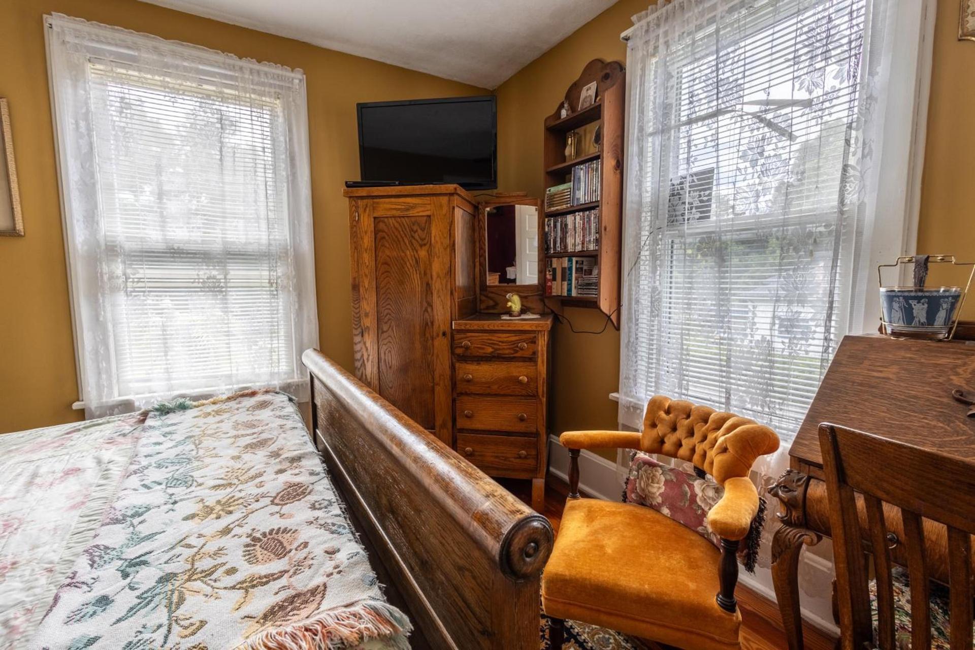 The Alling House photo 69