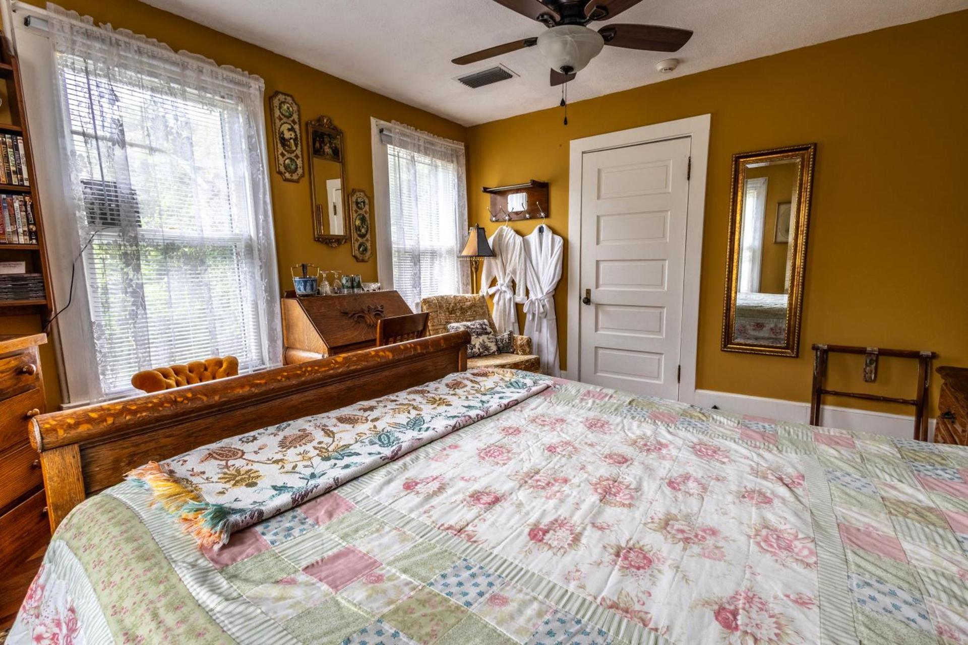 The Alling House photo 67