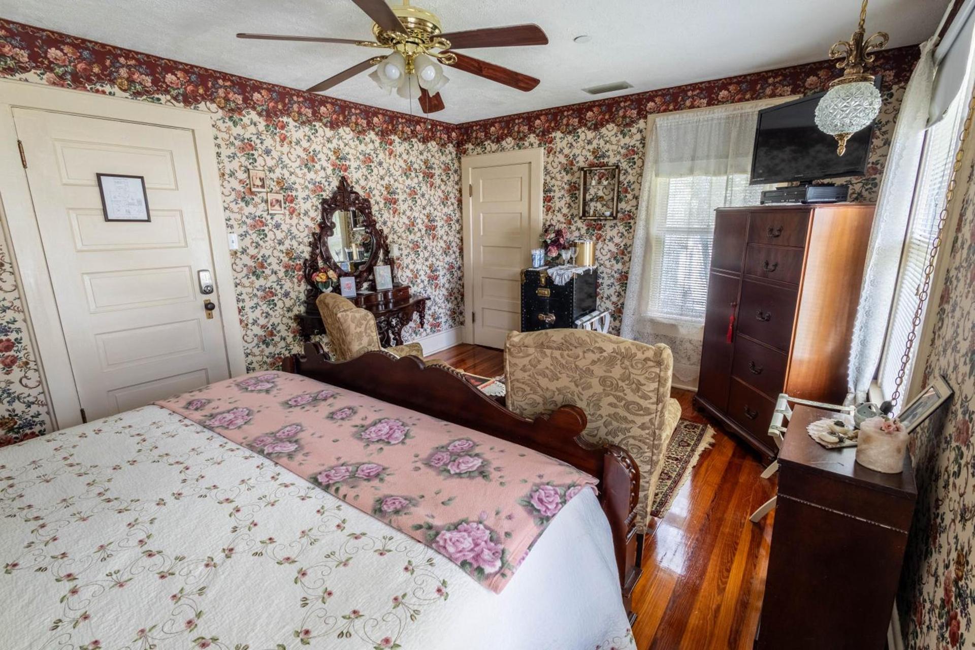 The Alling House photo 92