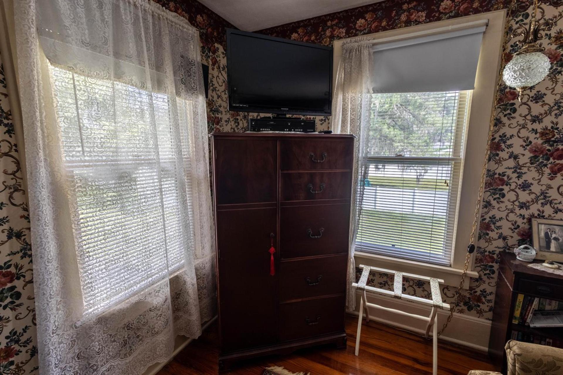 The Alling House photo 88