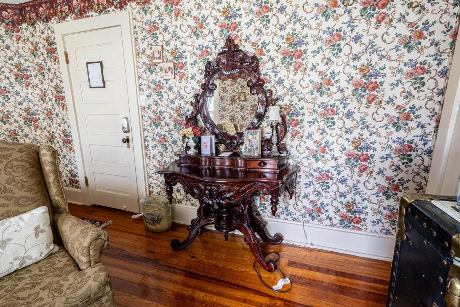 The Alling House photo 86