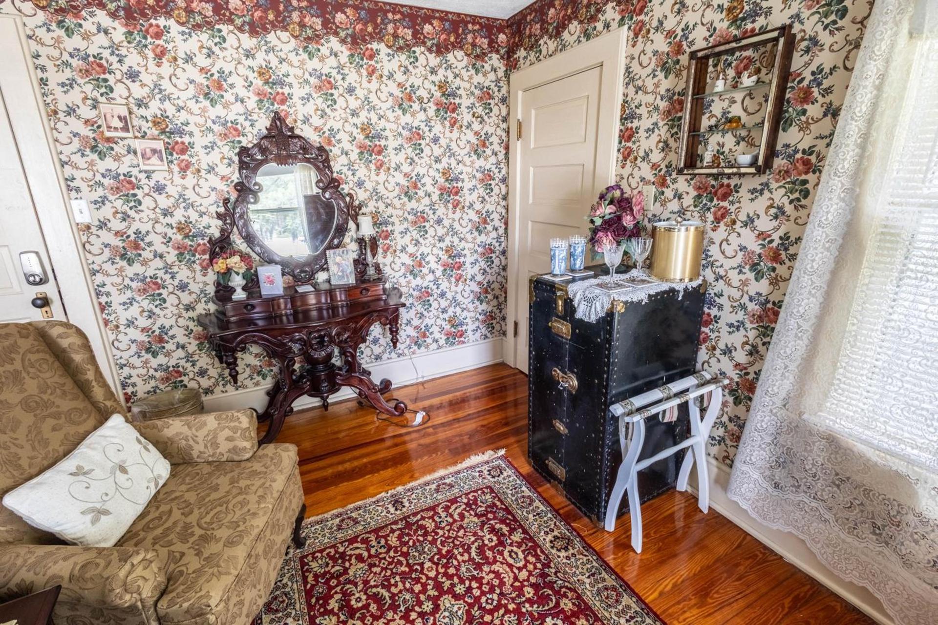 The Alling House photo 81