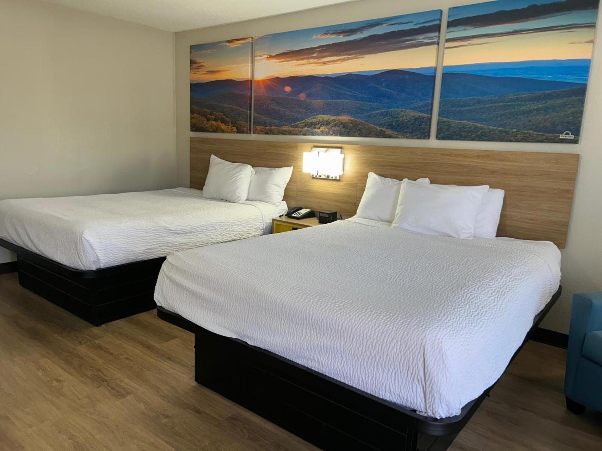Days Inn by Wyndham Clayton photo 58