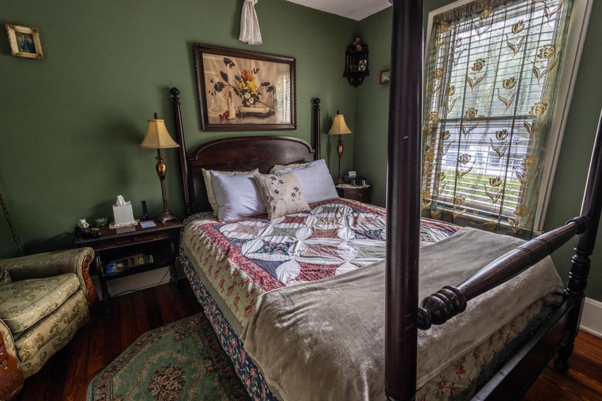 The Alling House photo 95