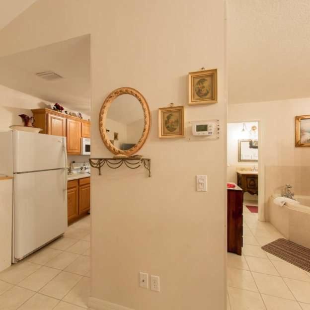 The Alling House photo 10