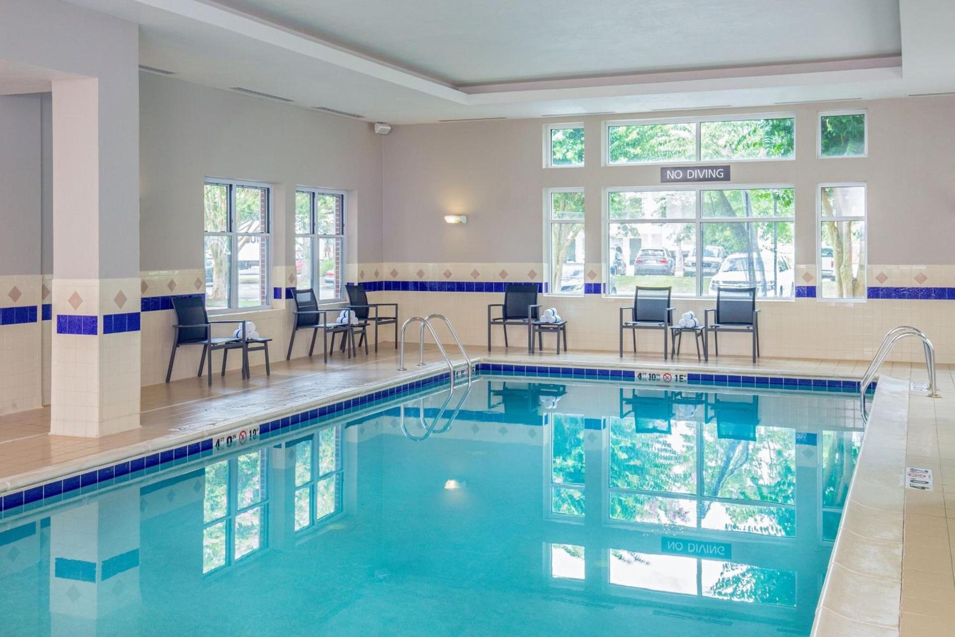 Residence Inn by Marriott Chesapeake Greenbrier photo 57