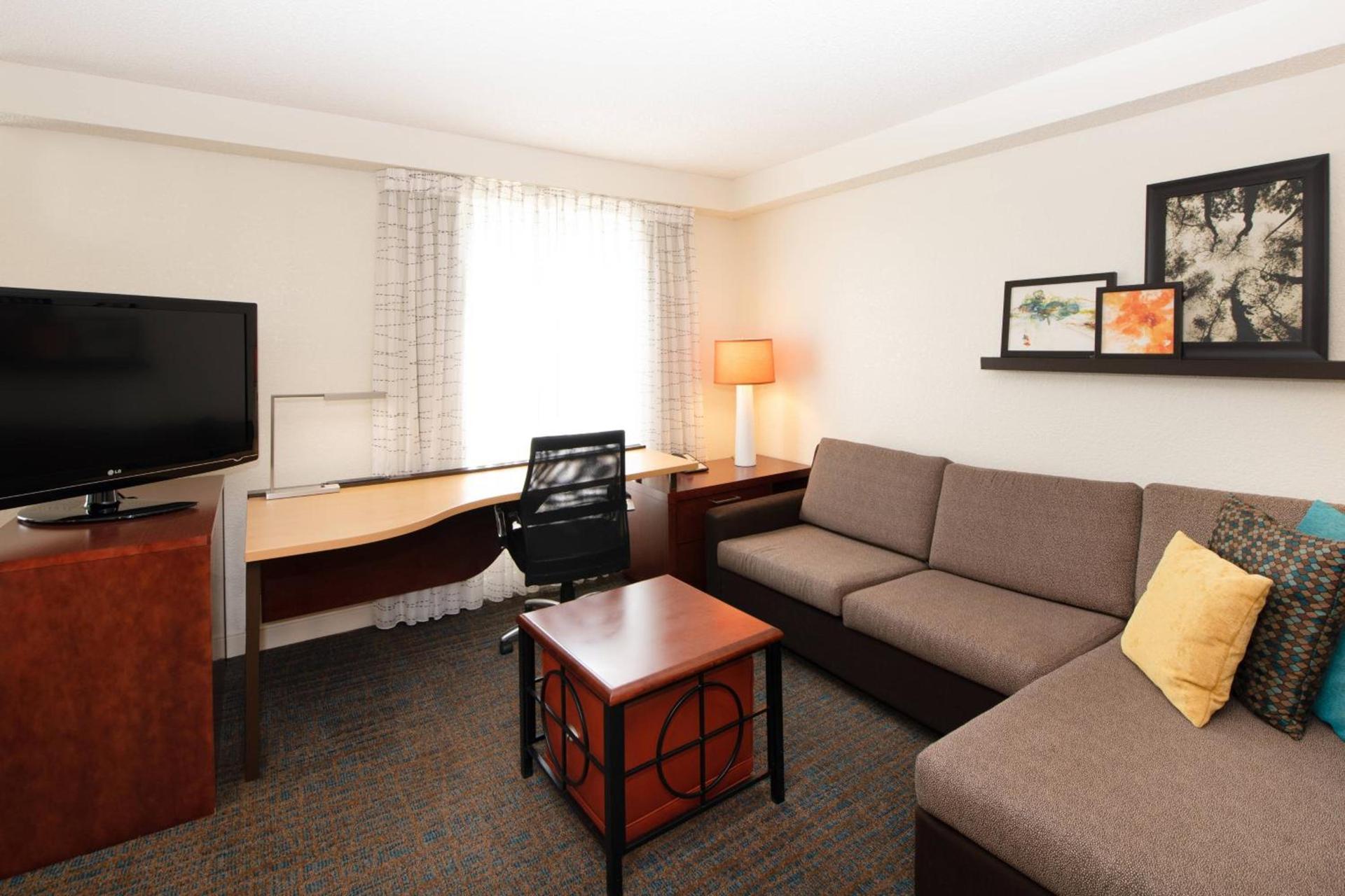 Residence Inn by Marriott Newark Silicon Valley photo 7