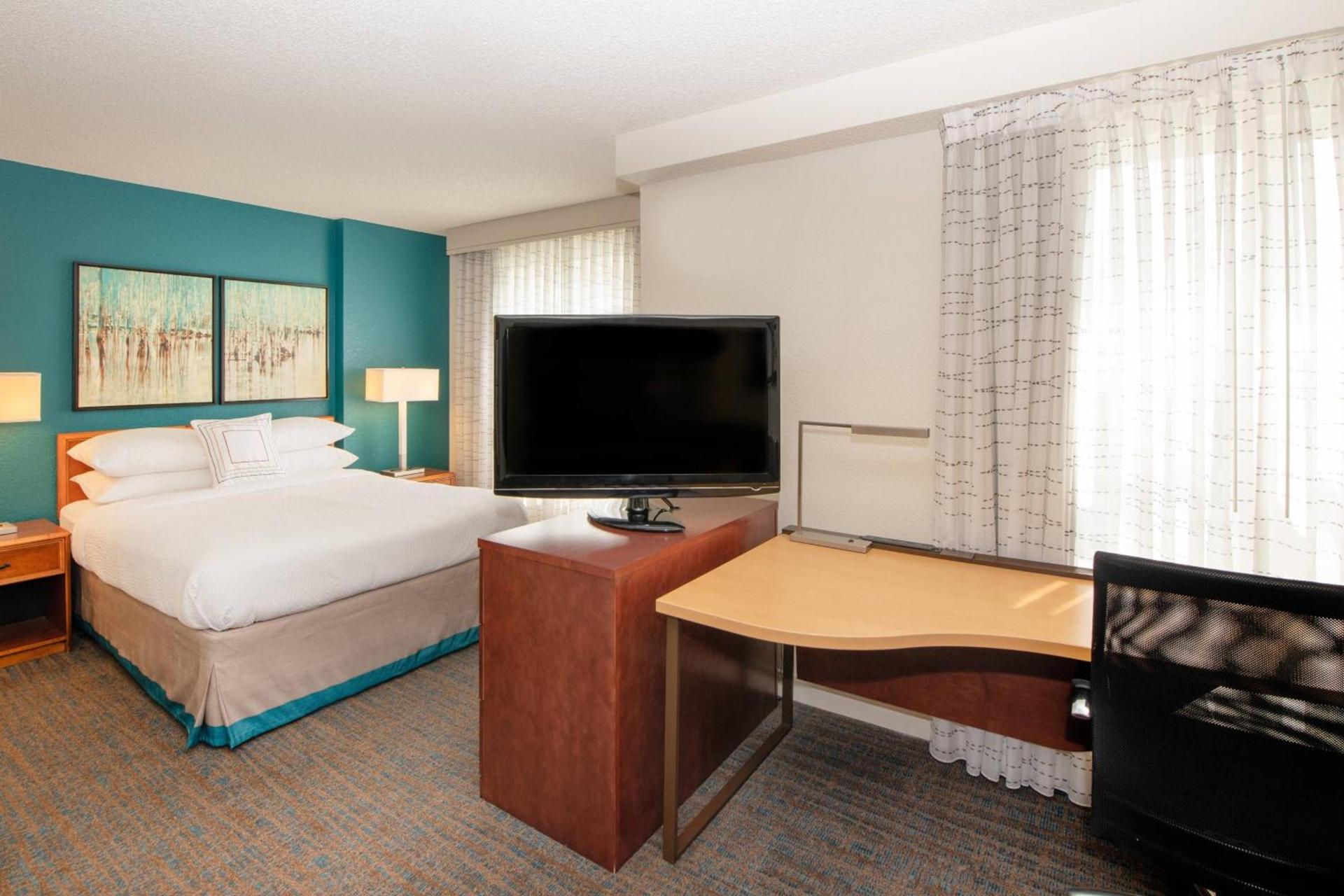 Residence Inn by Marriott Newark Silicon Valley photo 8