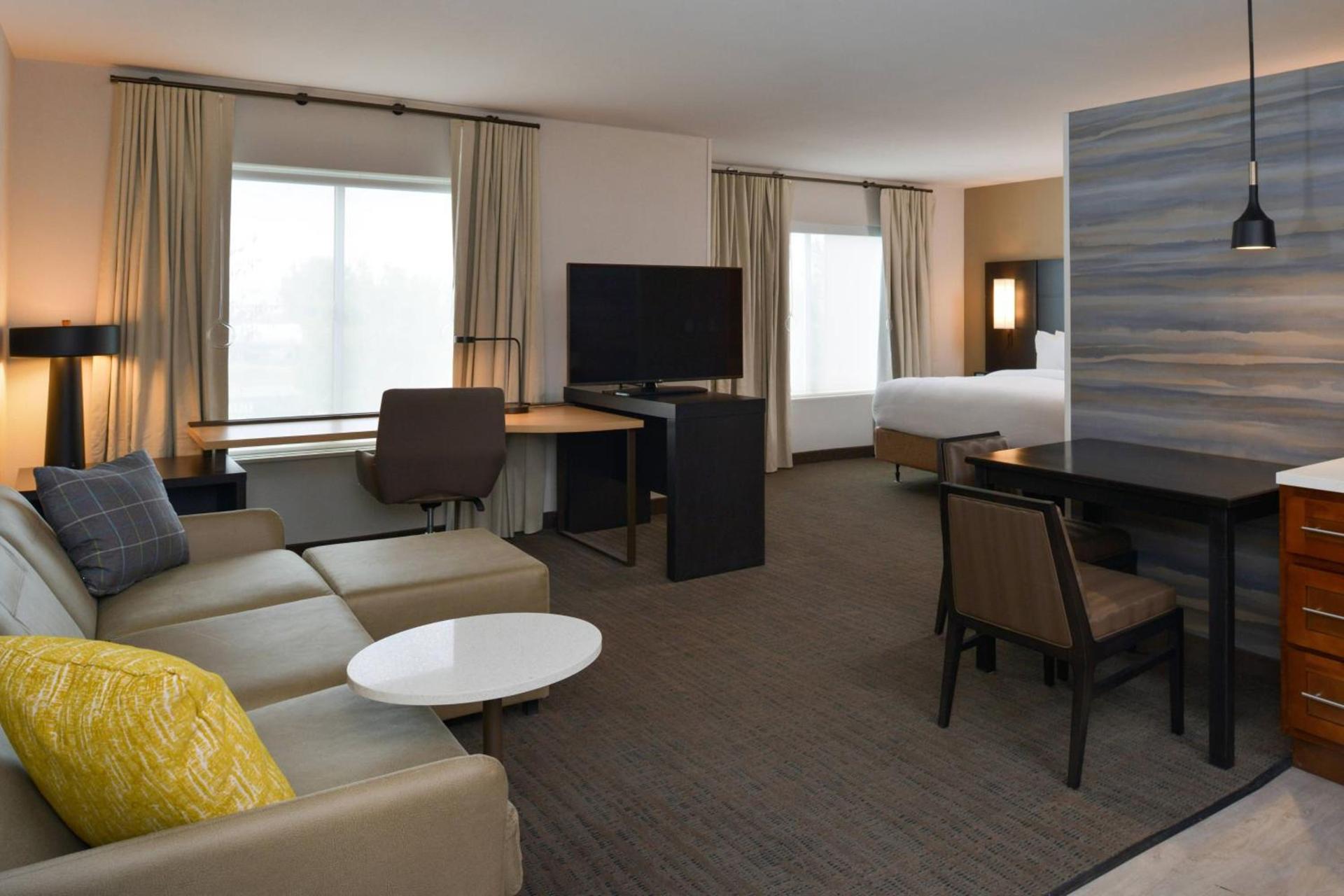 Residence Inn Visalia photo 4