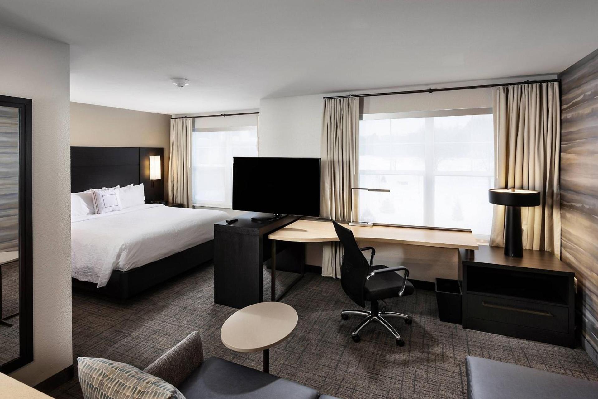 Residence Inn by Marriott Milwaukee Brookfield photo 9