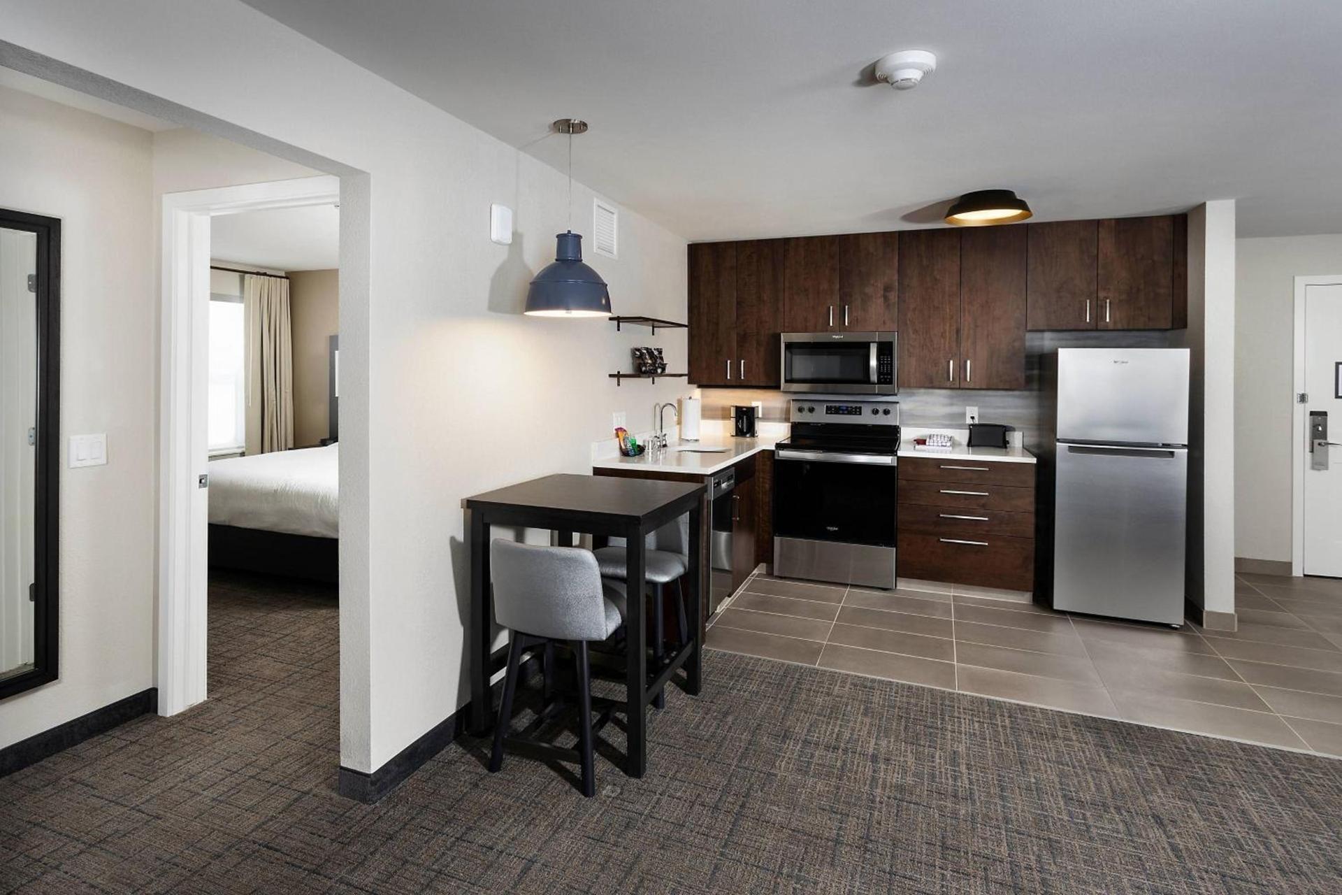 Residence Inn by Marriott Milwaukee Brookfield photo 10