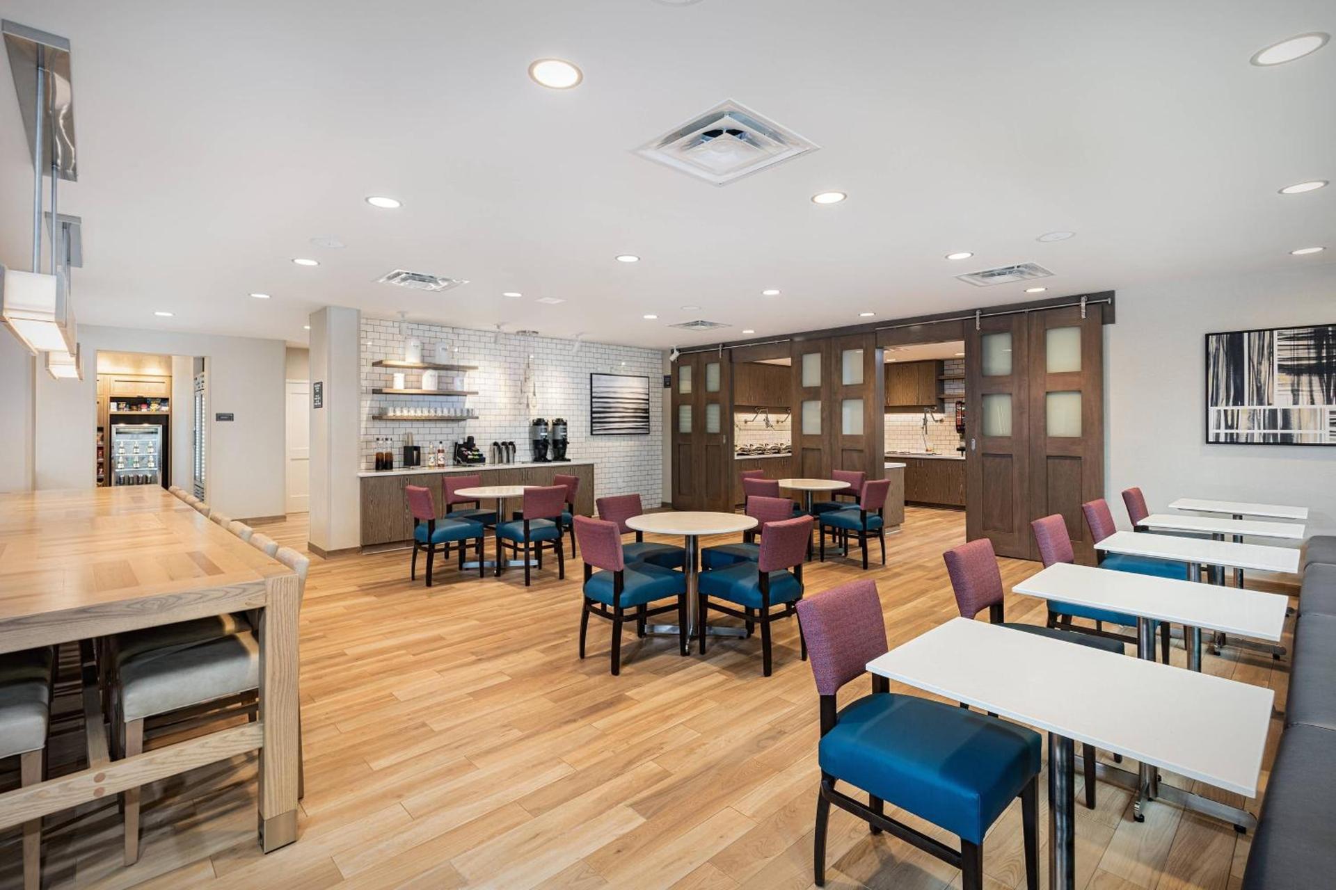 Residence Inn Riverside Moreno Valley photo 31