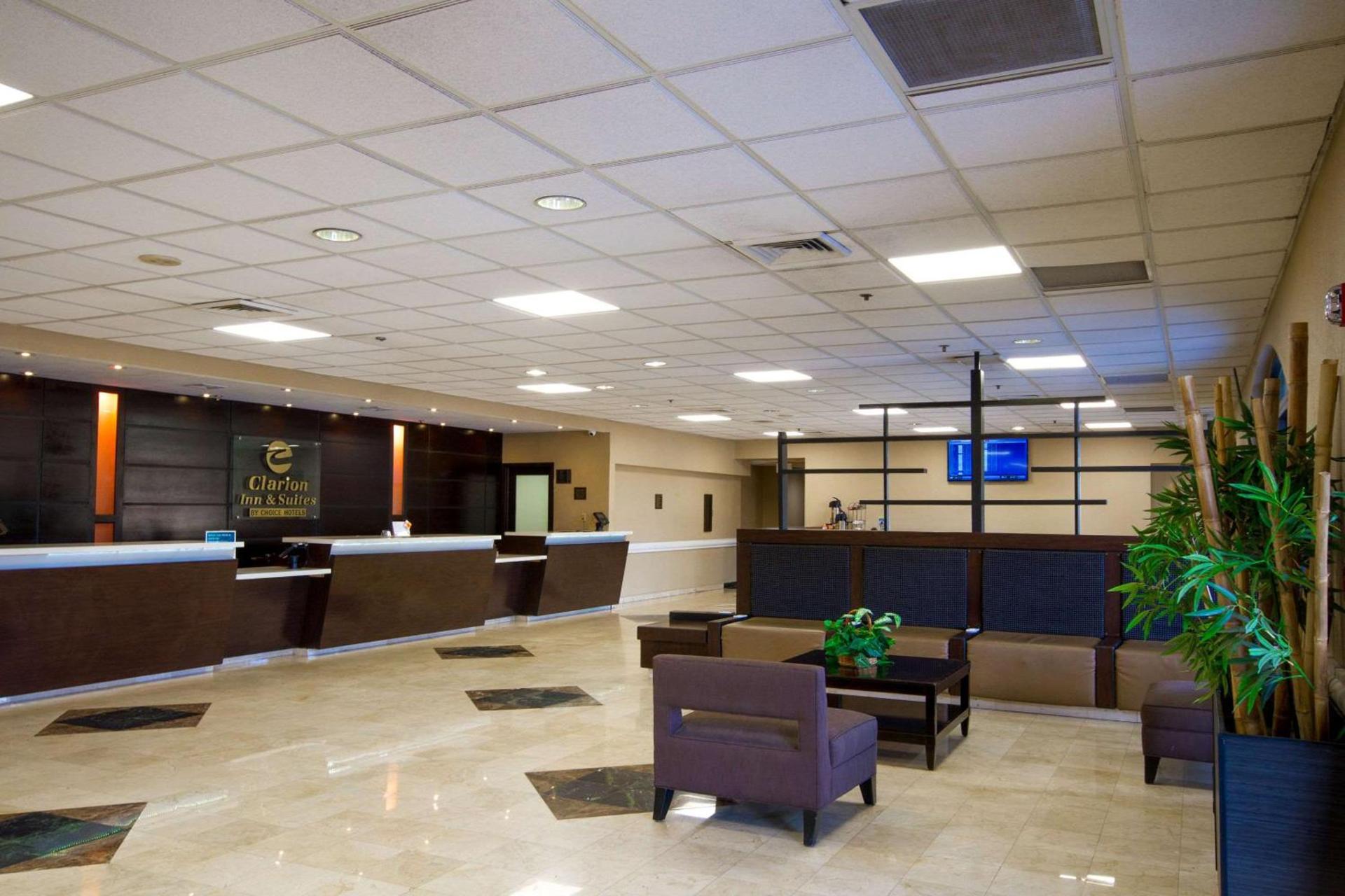 Clarion Inn & Suites Miami International Airport photo 12