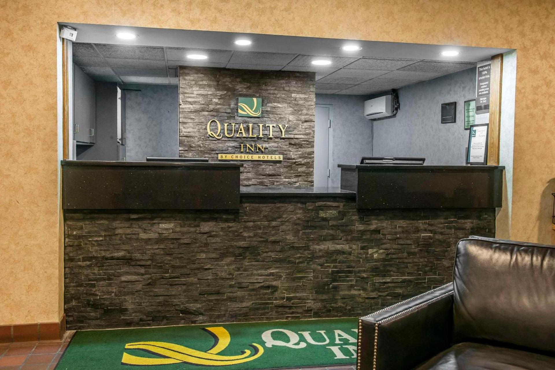 Quality Inn Conference Center Logansport photo 4