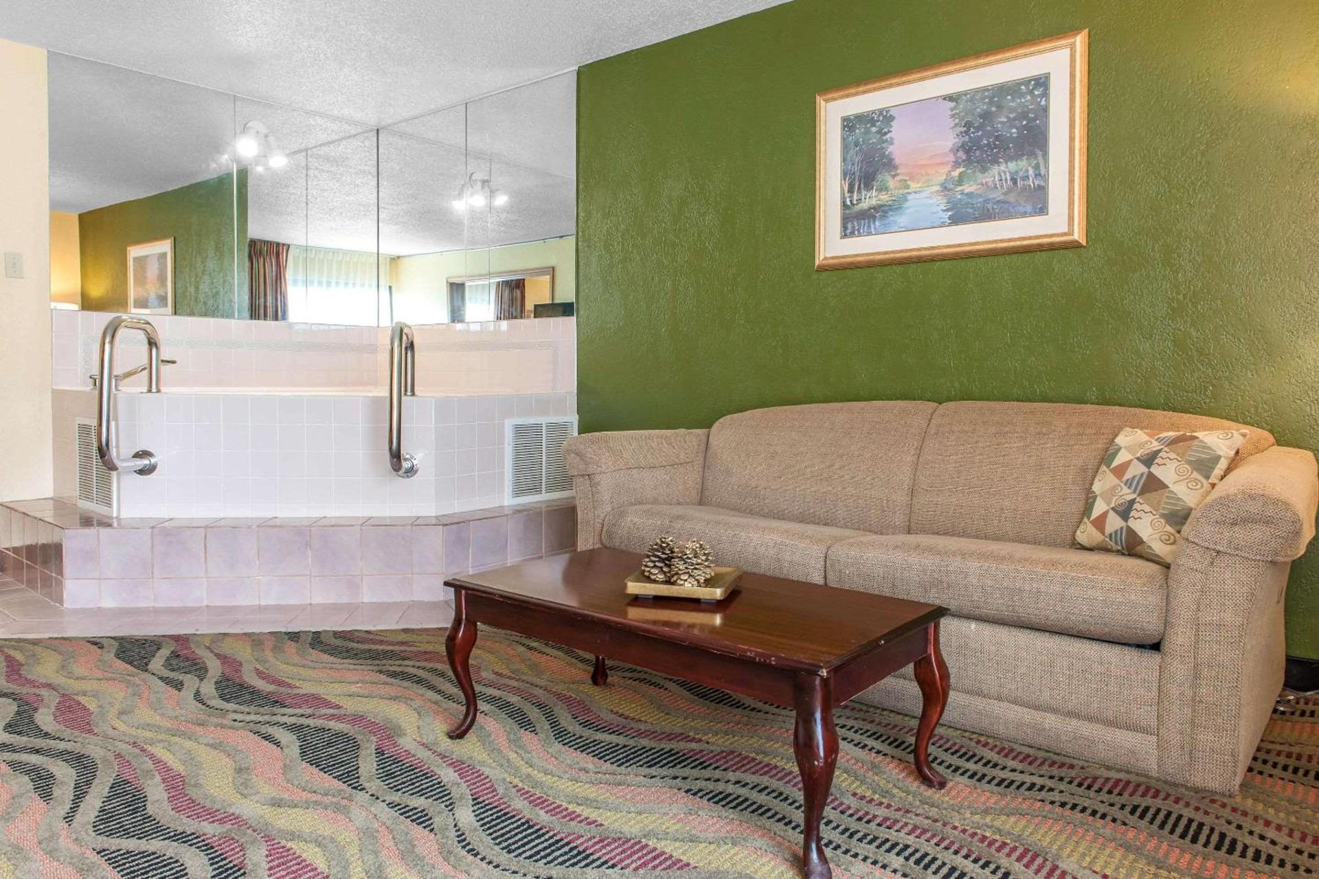 Quality Inn Conference Center Logansport photo 17