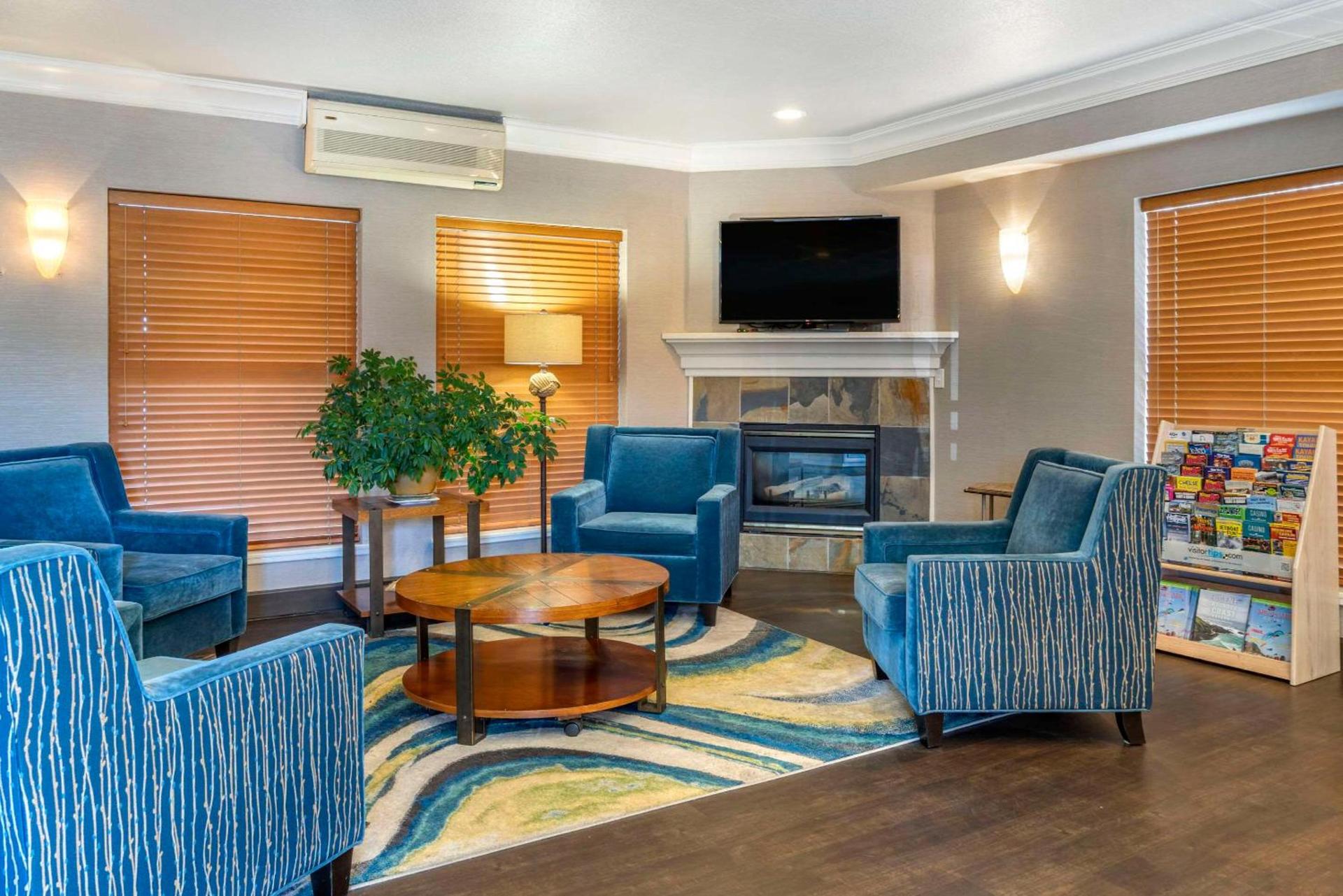 Elizabeth Oceanfront Suites, an Ascend Collection Hotel photo 10