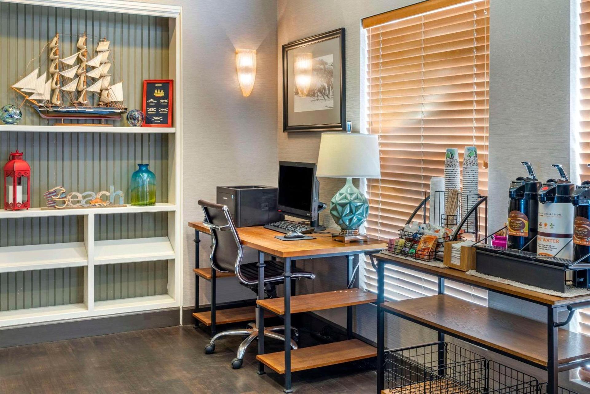 Elizabeth Oceanfront Suites, an Ascend Collection Hotel photo 23