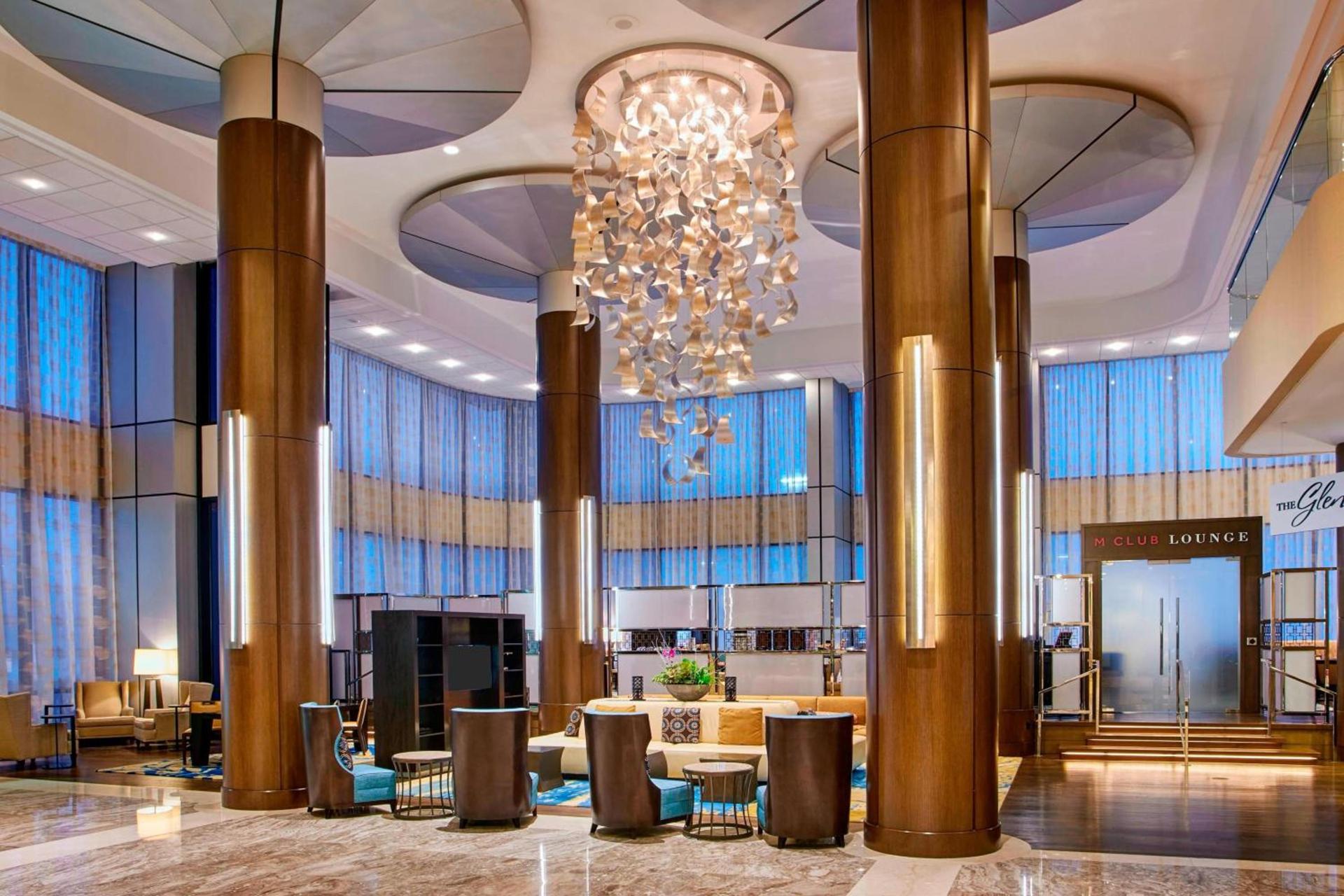 Teaneck Marriott at Glenpointe photo 2