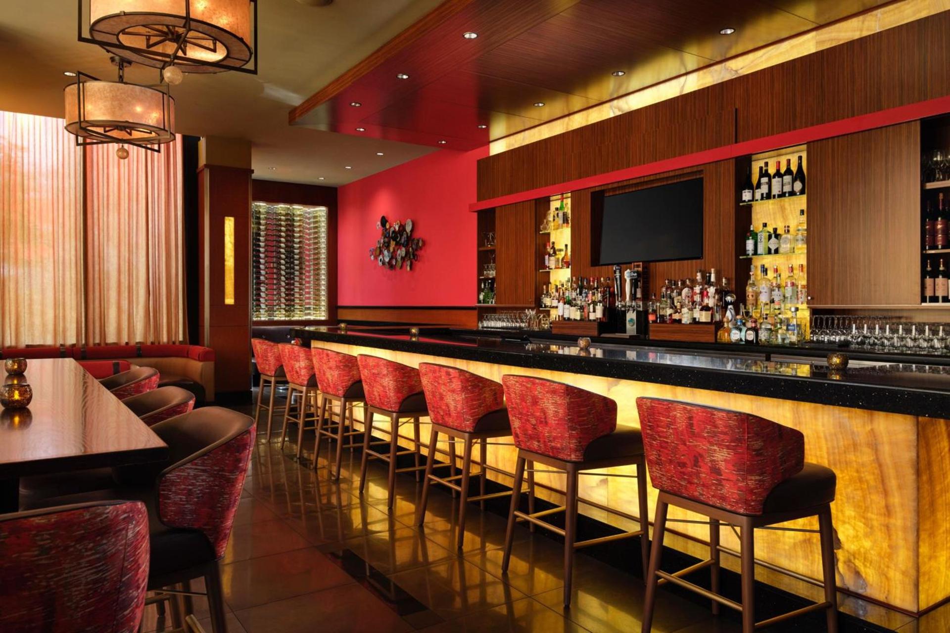Teaneck Marriott at Glenpointe photo 27