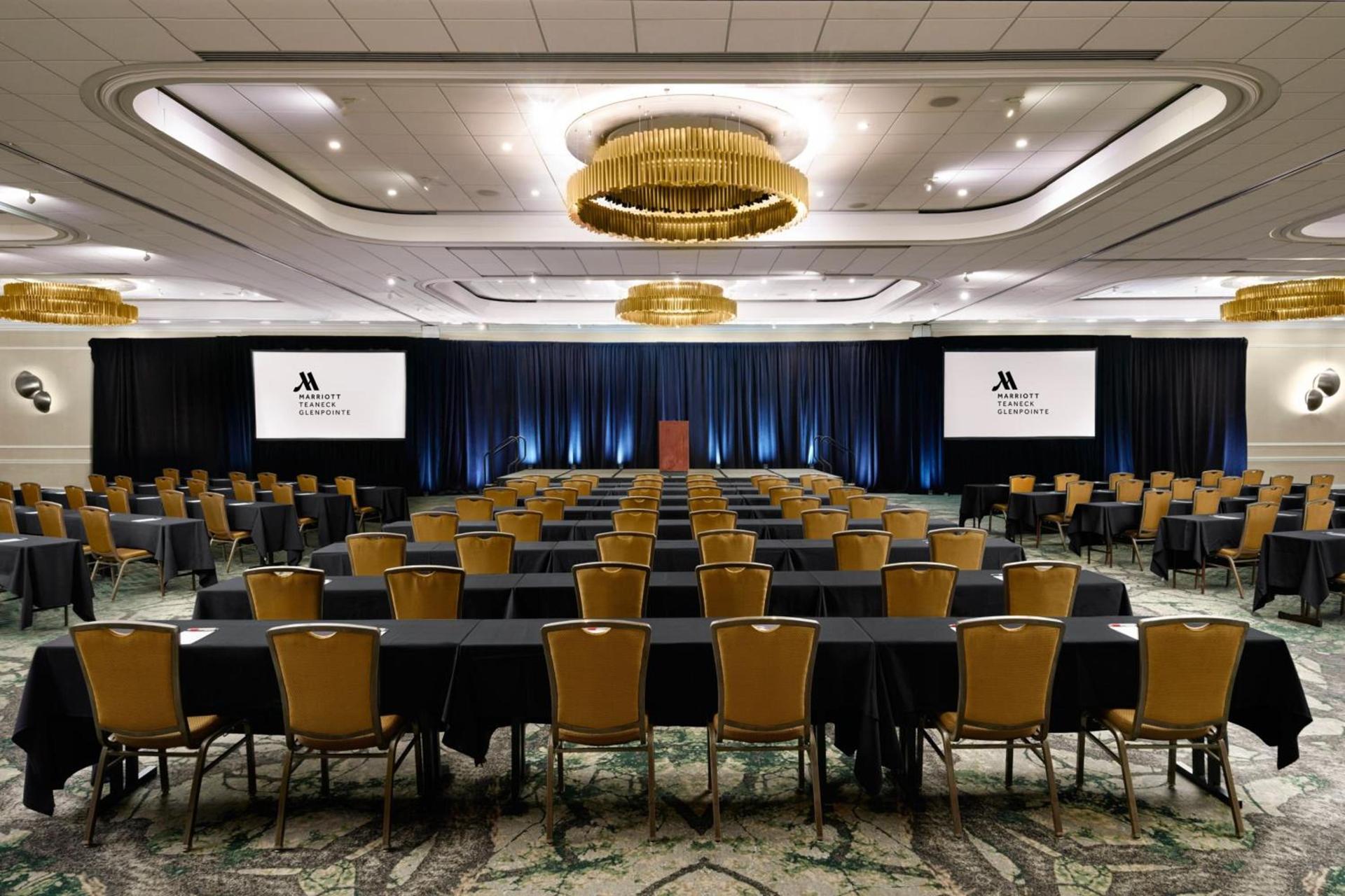 Teaneck Marriott at Glenpointe photo 43