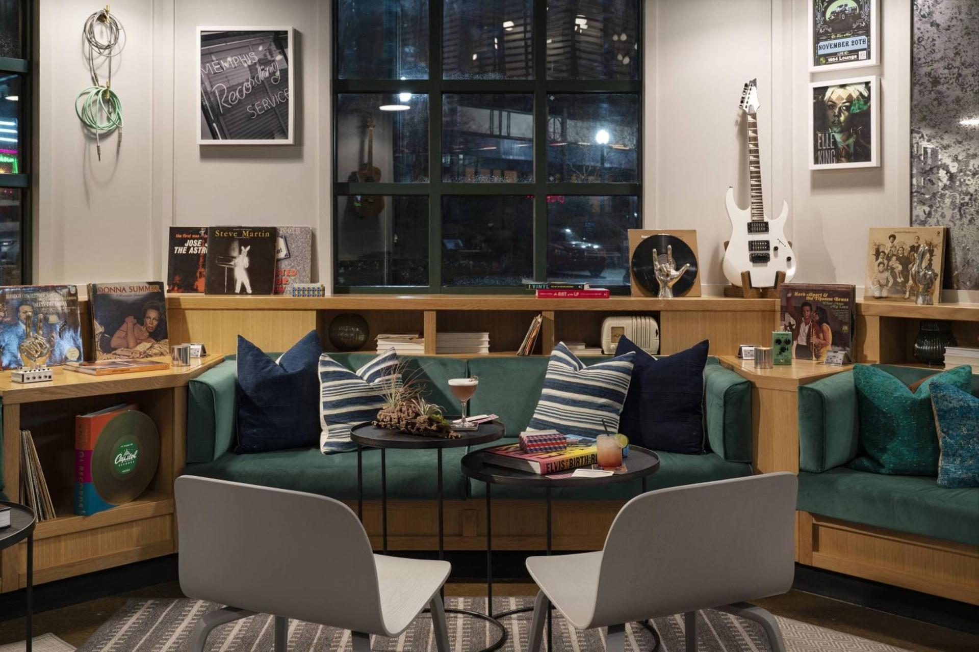 MOXY Memphis Downtown photo 5