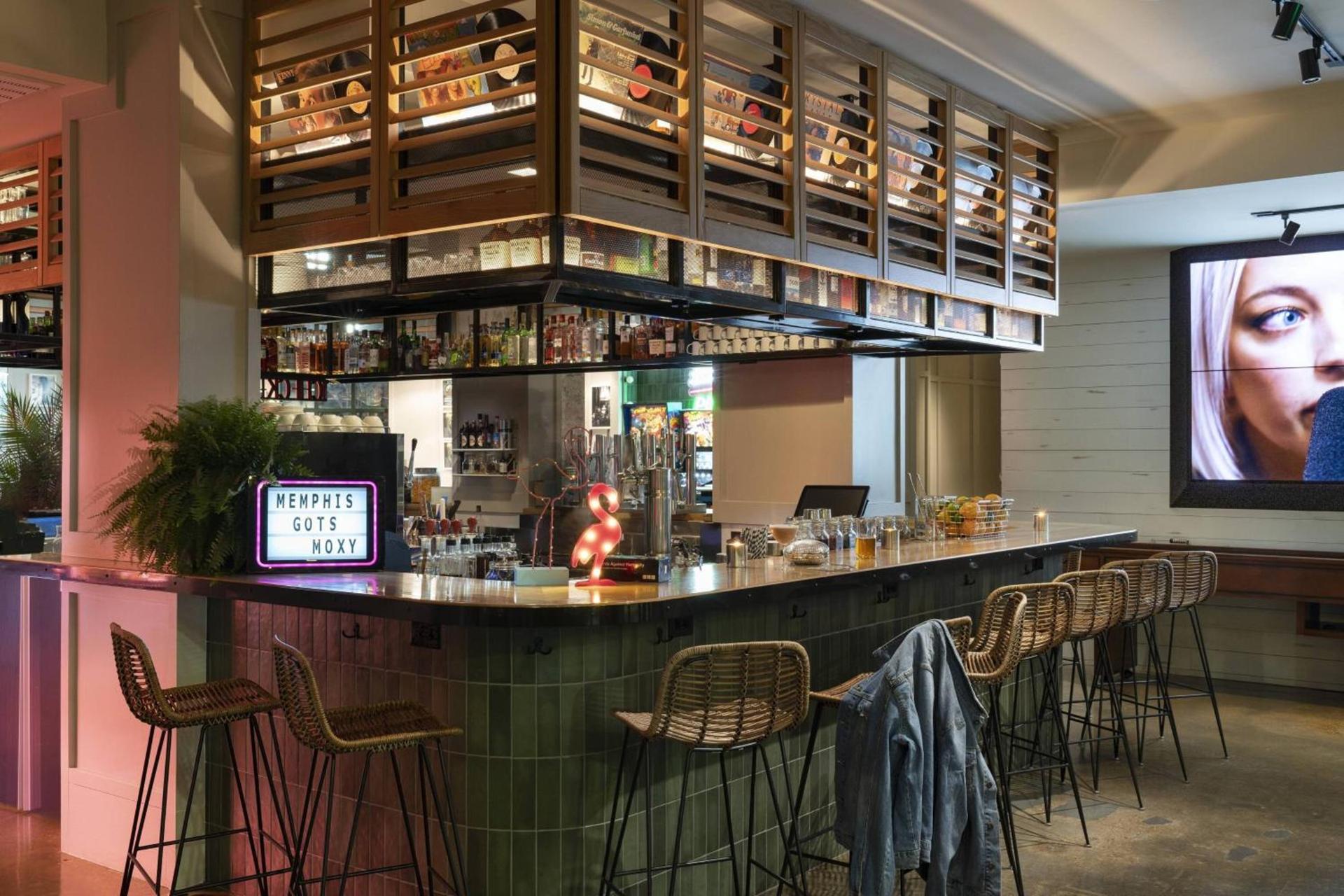 MOXY Memphis Downtown photo 41