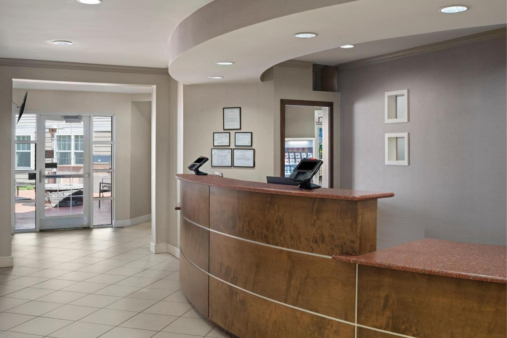 Residence Inn Mt. Laurel at Bishop's Gate photo 4