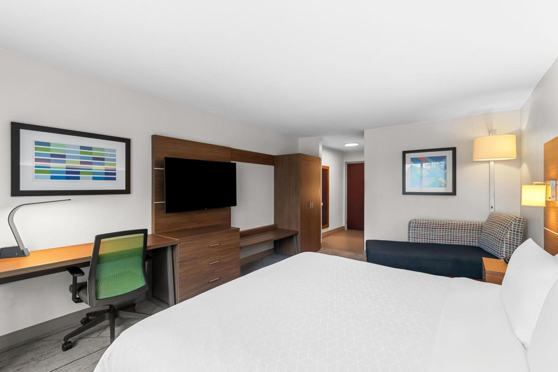 Holiday Inn Express & Suites Austin SW - Sunset Valley by IHG photo 26