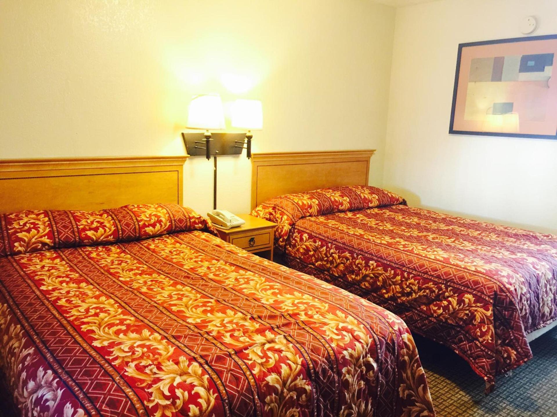 Economy Inn photo 17