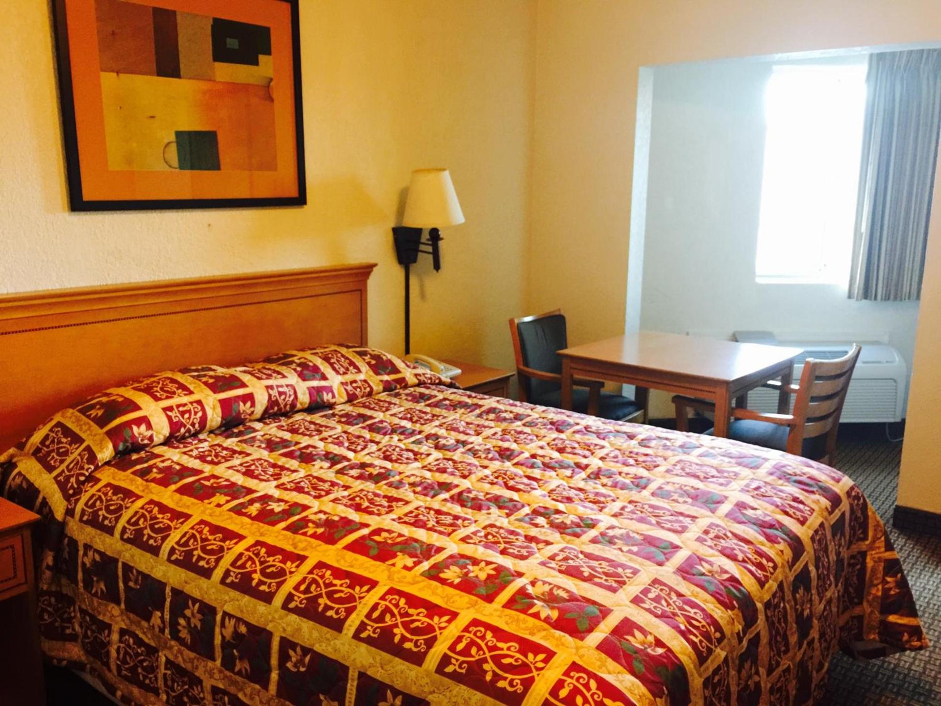Economy Inn photo 20
