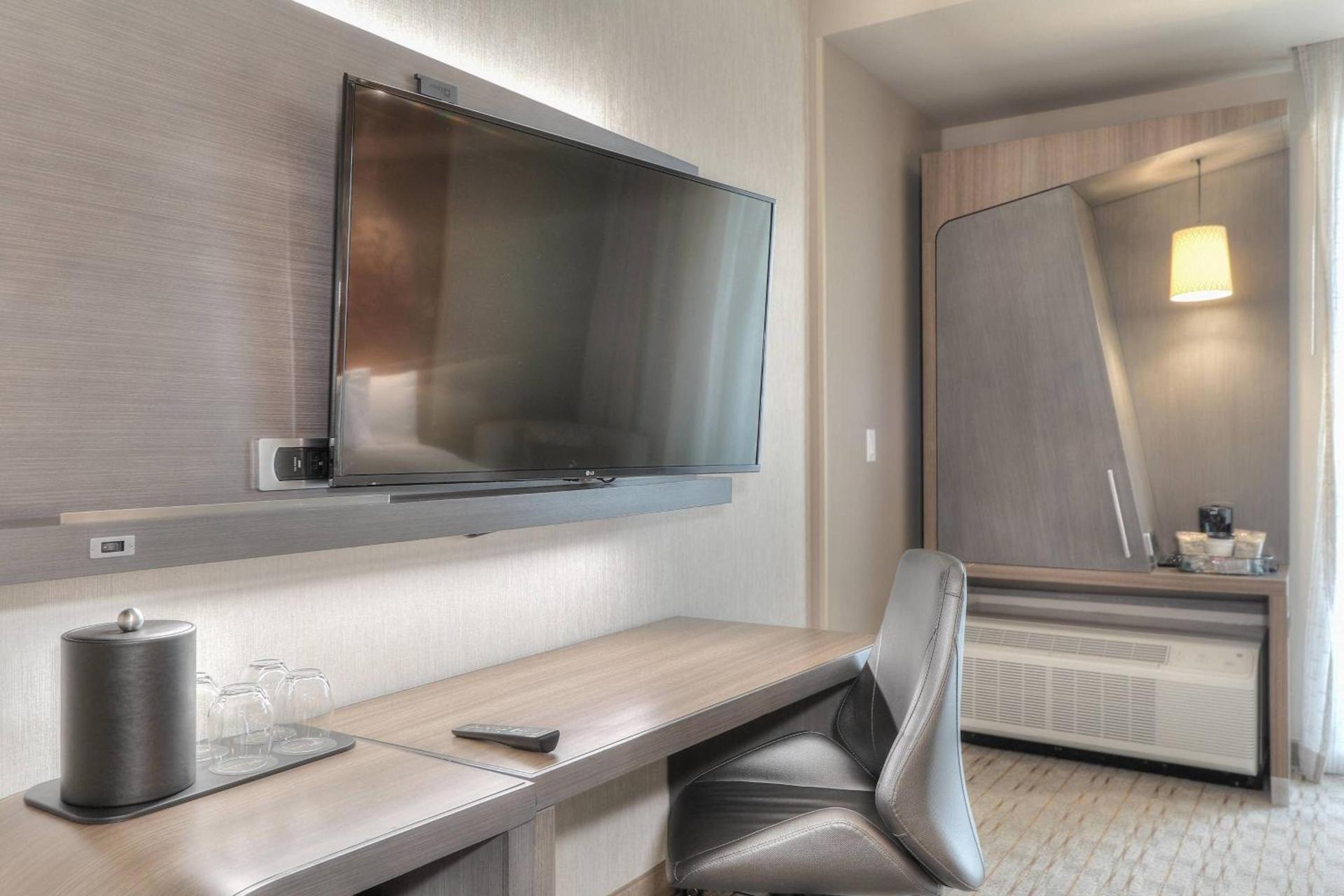 Courtyard by Marriott Pigeon Forge photo 40