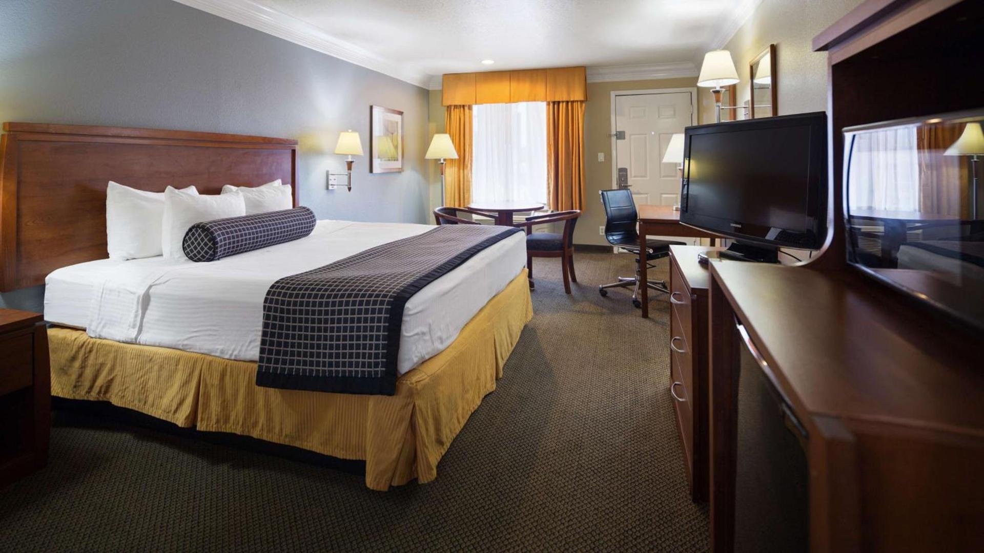 Best Western Angleton Inn photo 2