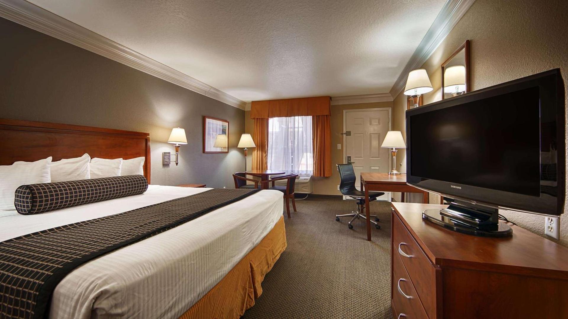 Best Western Angleton Inn photo 6