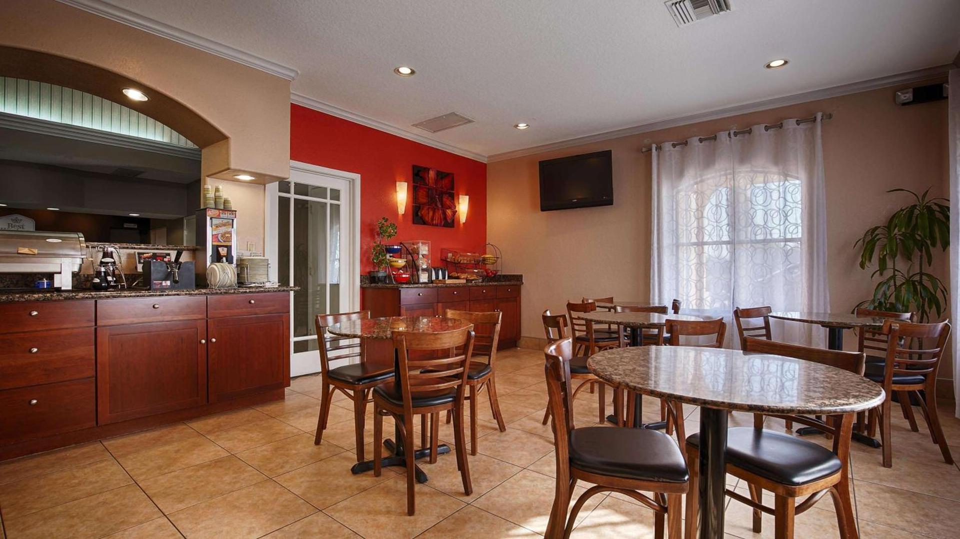 Best Western Angleton Inn photo 9