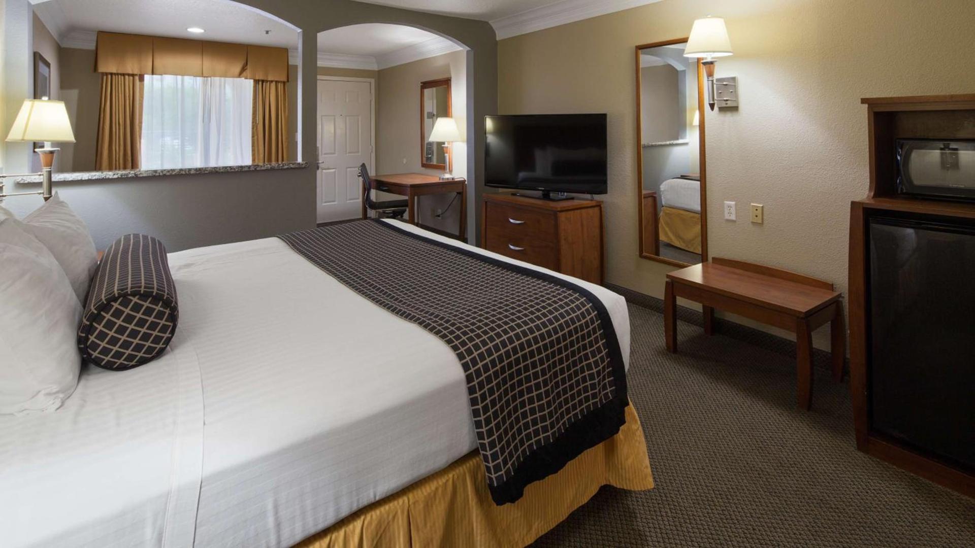 Best Western Angleton Inn photo 13