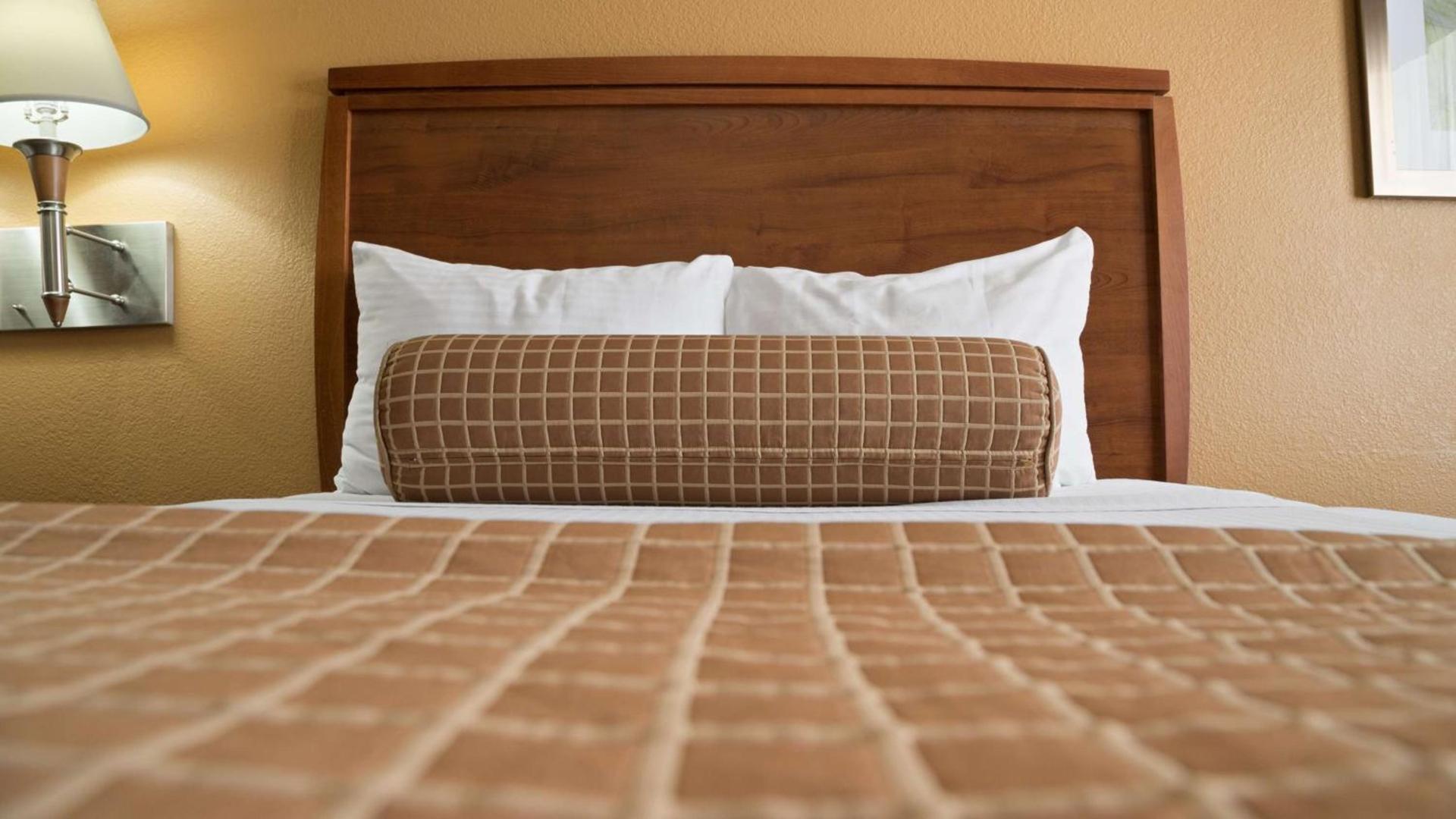 Best Western Angleton Inn photo 20