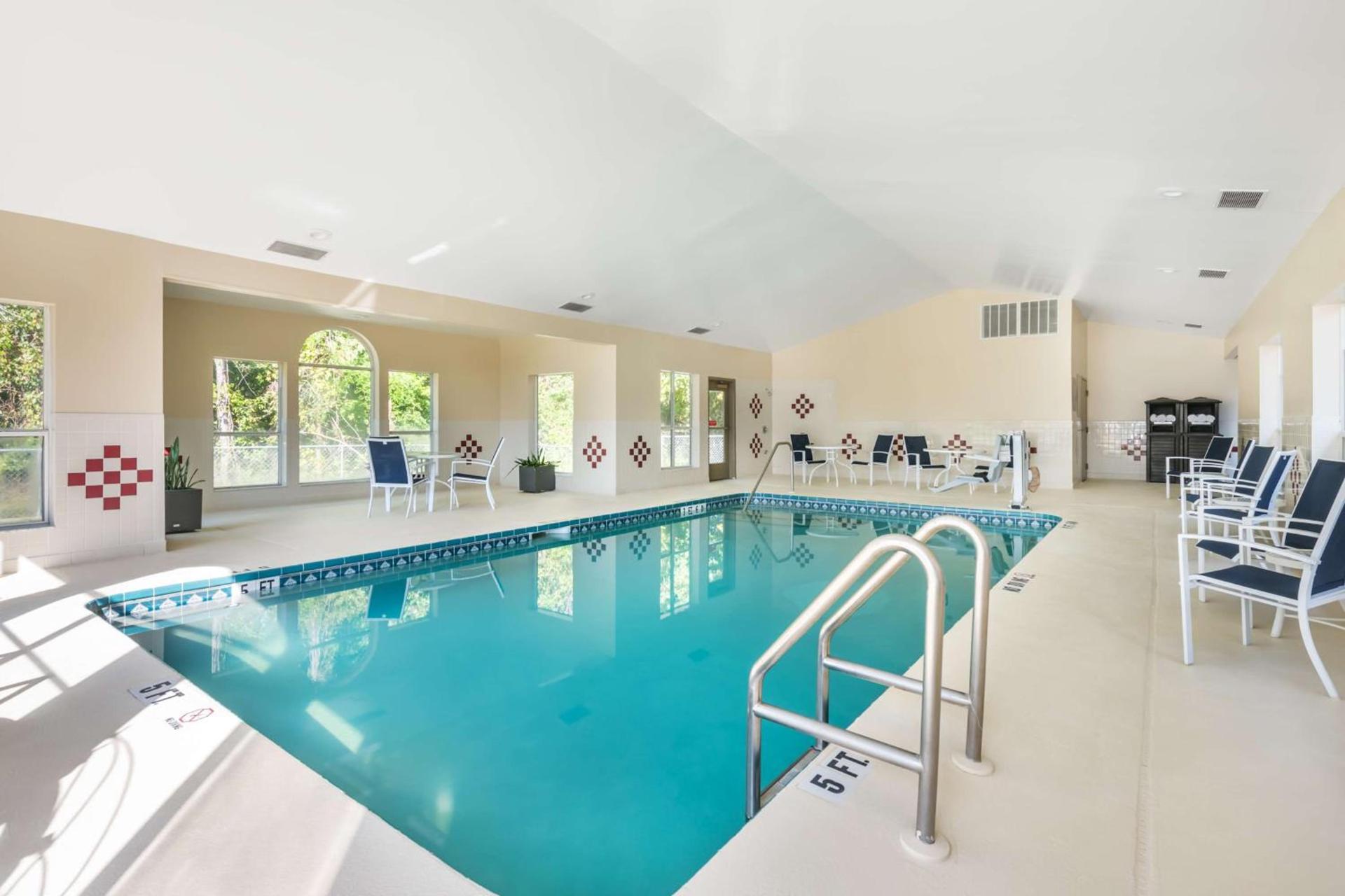Best Western Plus Lake City photo 7