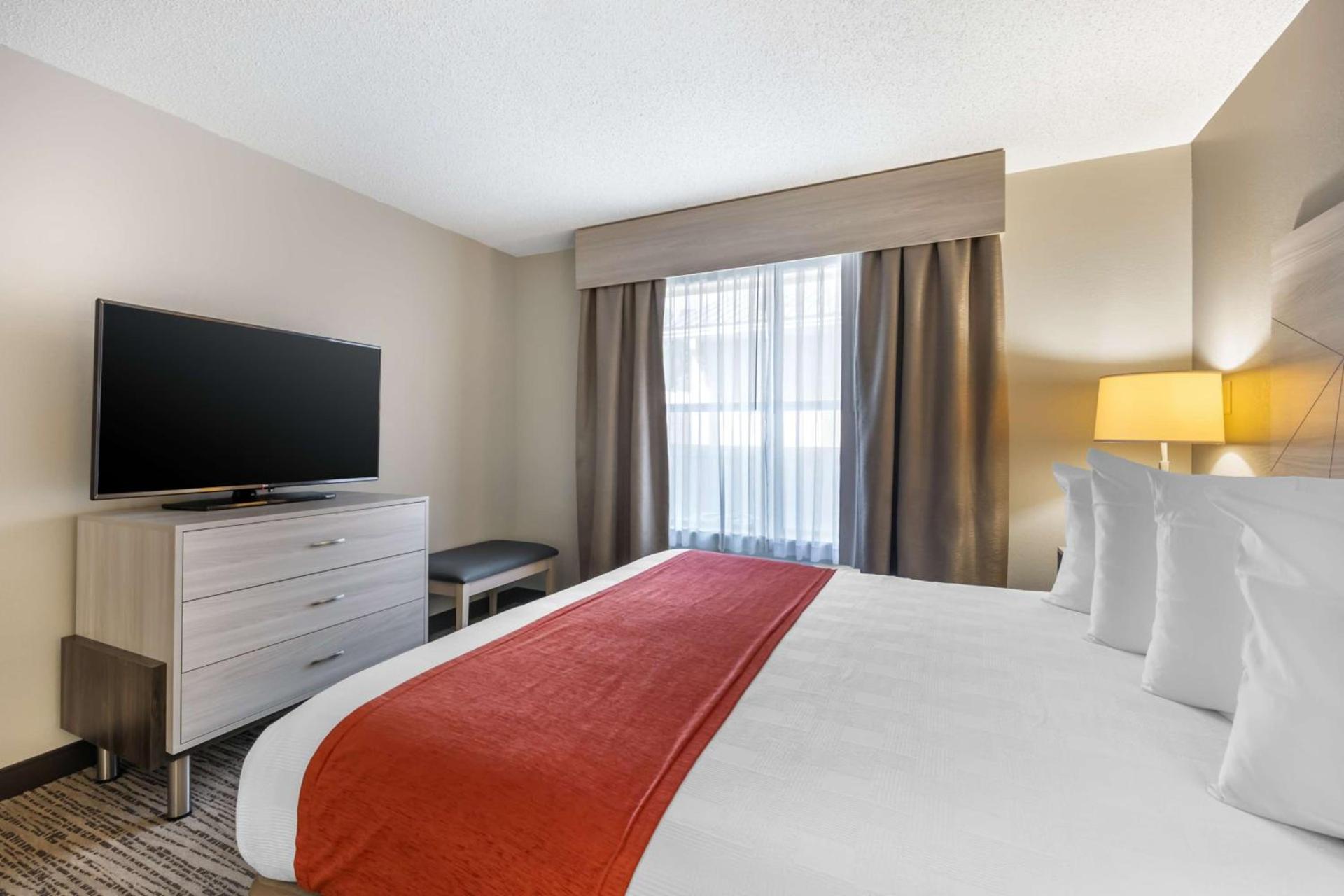 Best Western Plus Lake City photo 17