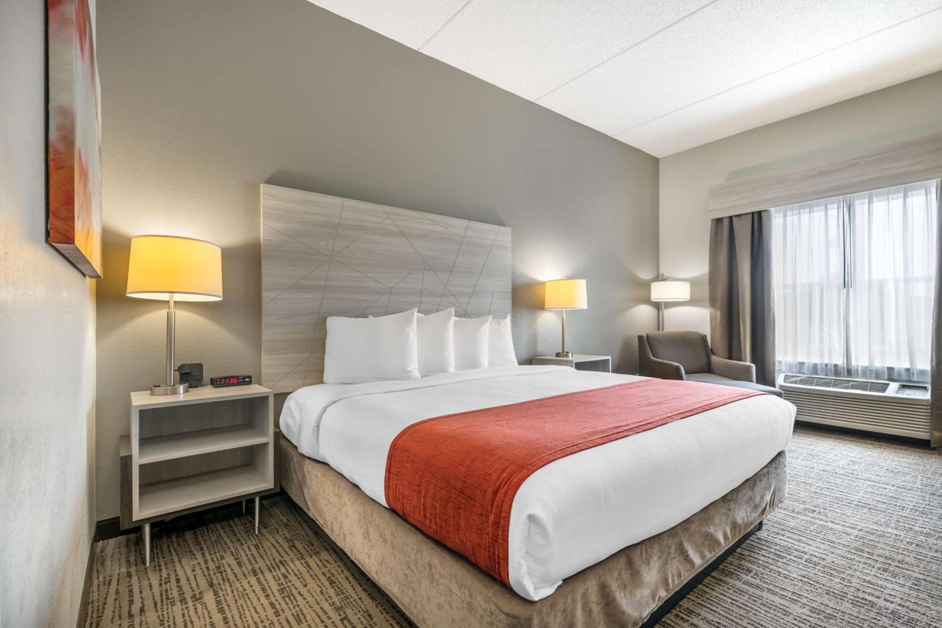 Best Western Plus Lake City photo 19