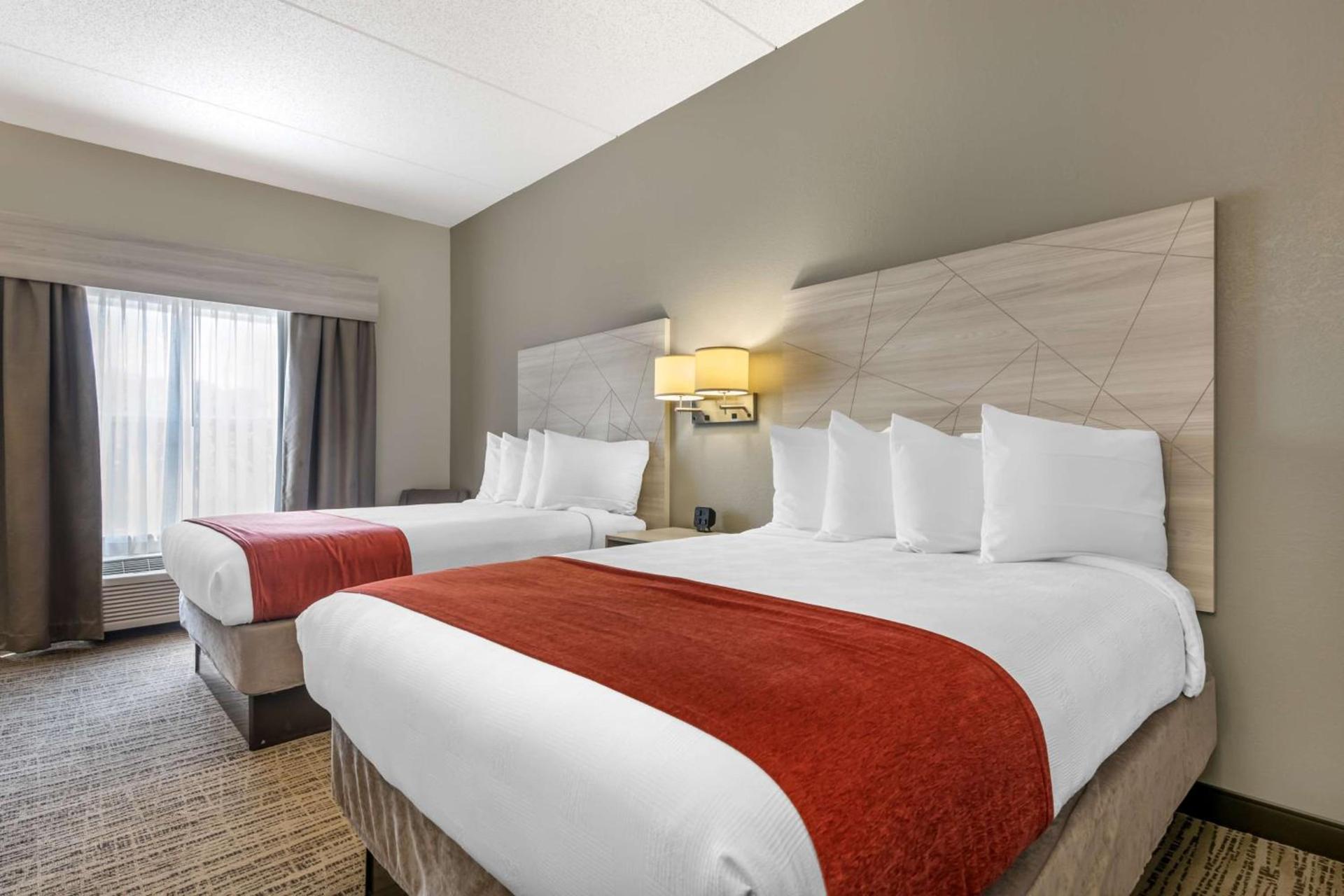 Best Western Plus Lake City photo 3