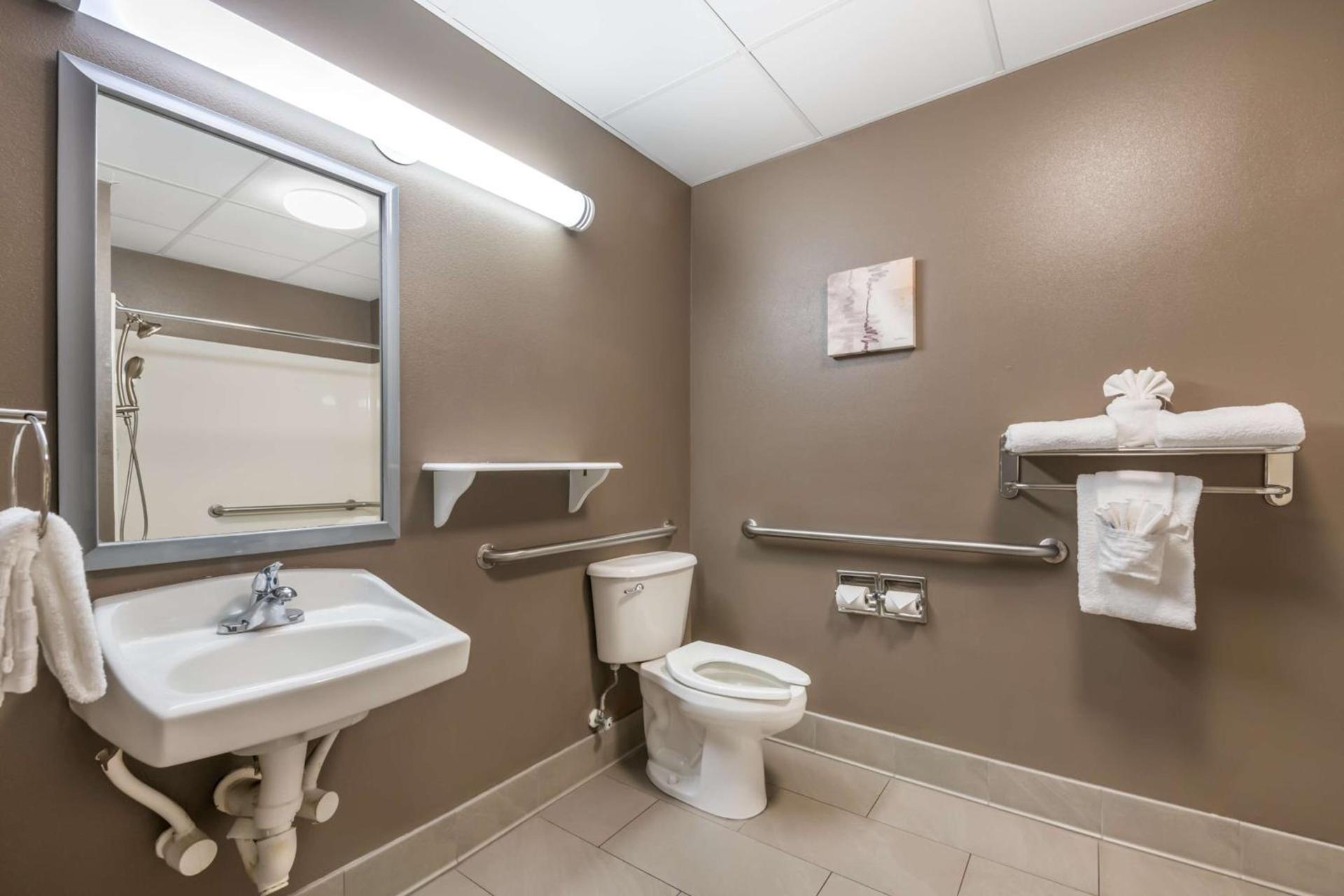 Best Western Plus Lake City photo 33