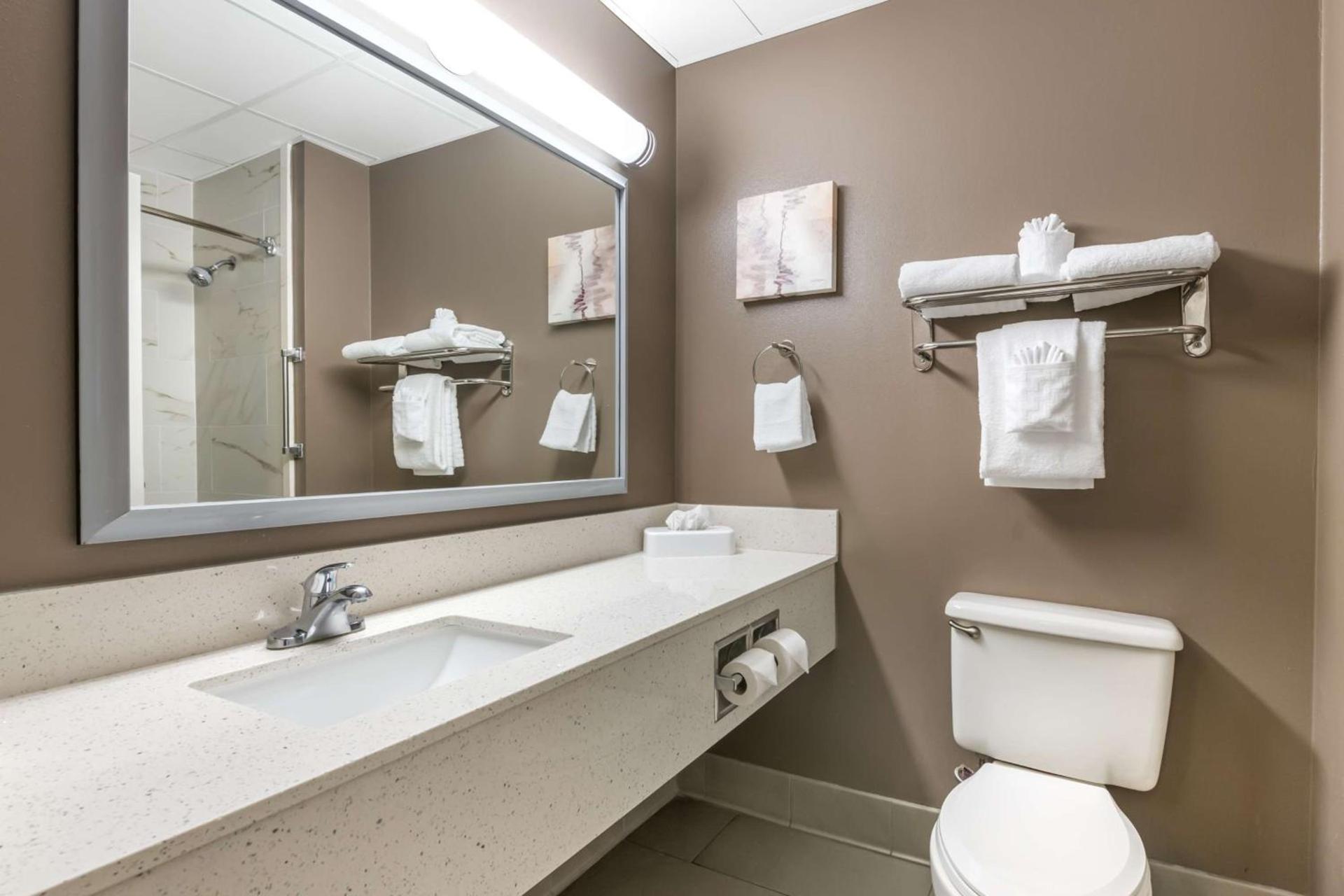 Best Western Plus Lake City photo 37