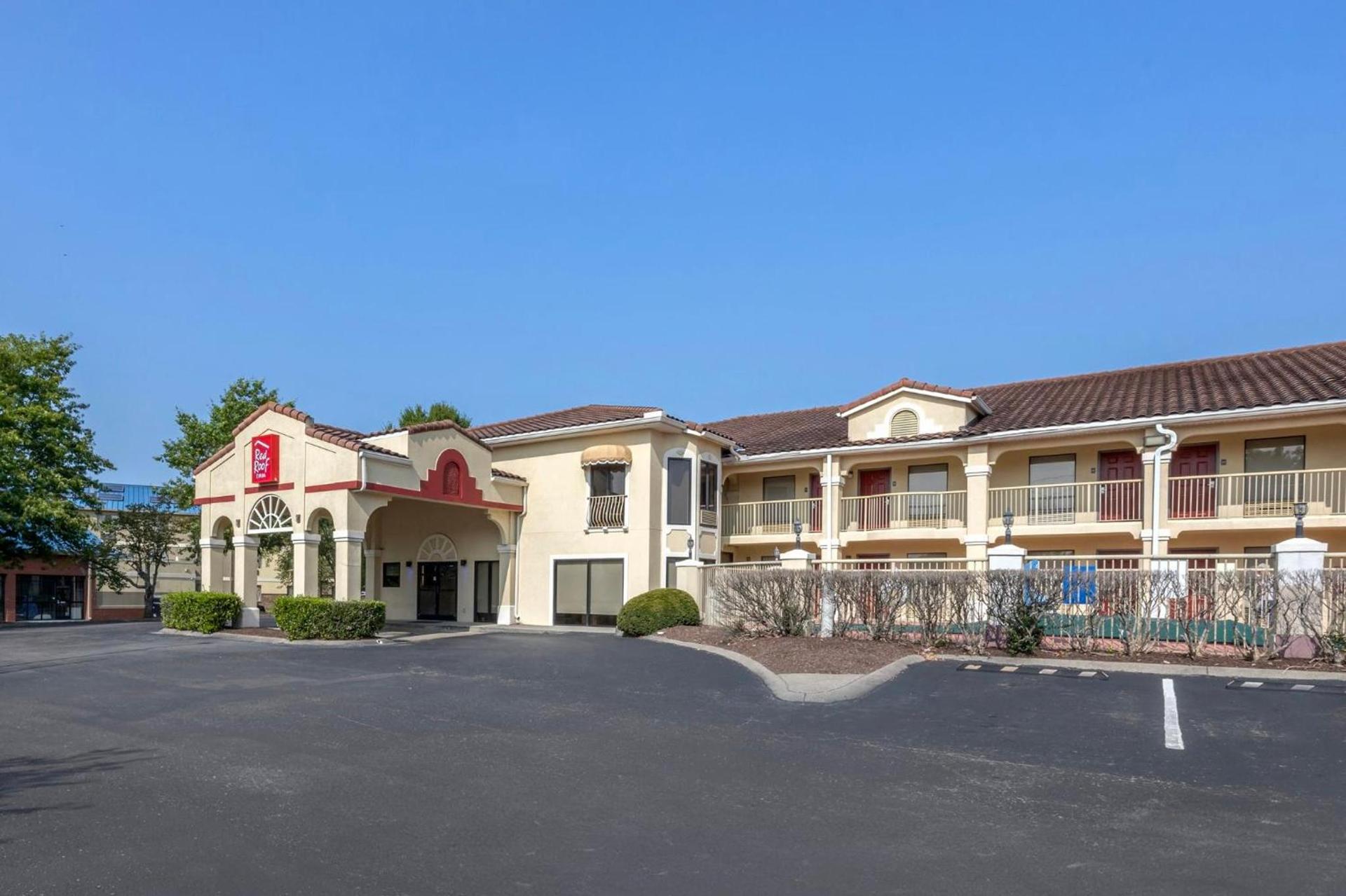Red Roof Inn Franklin, TN photo 1