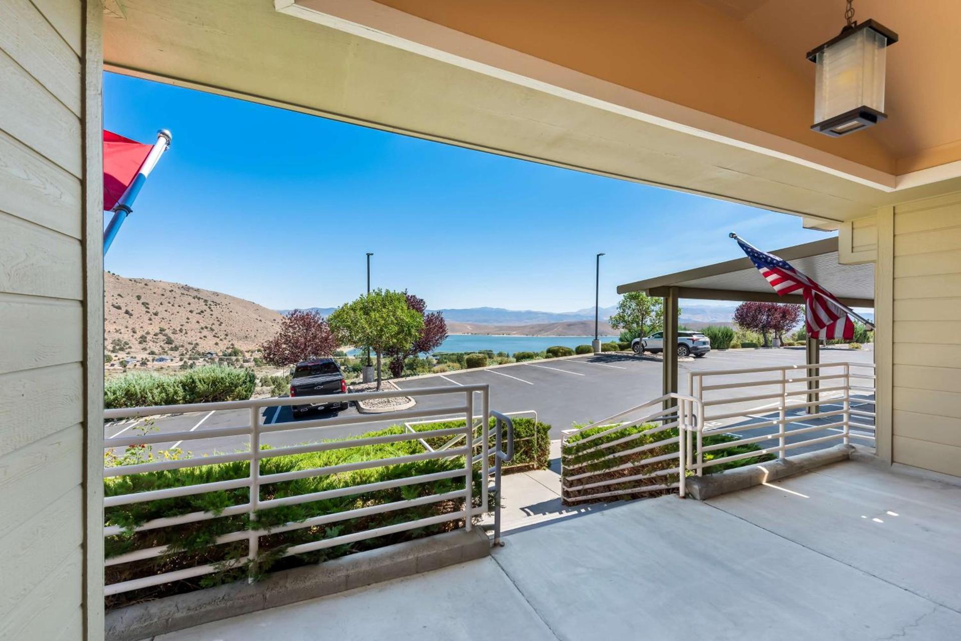 Best Western Topaz Lake Inn photo 2