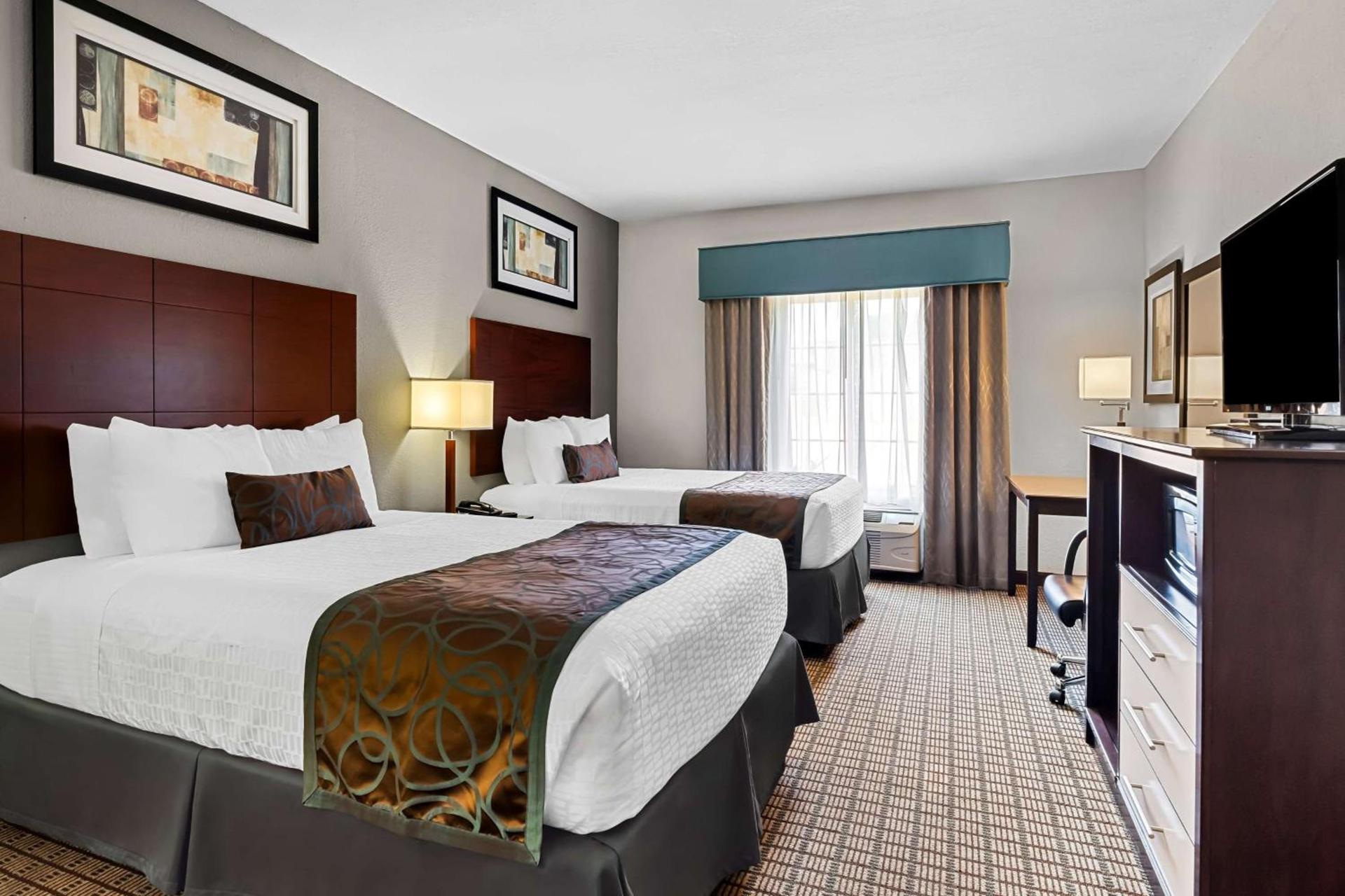 Best Western Plus - Magee Inn & Suites photo 4
