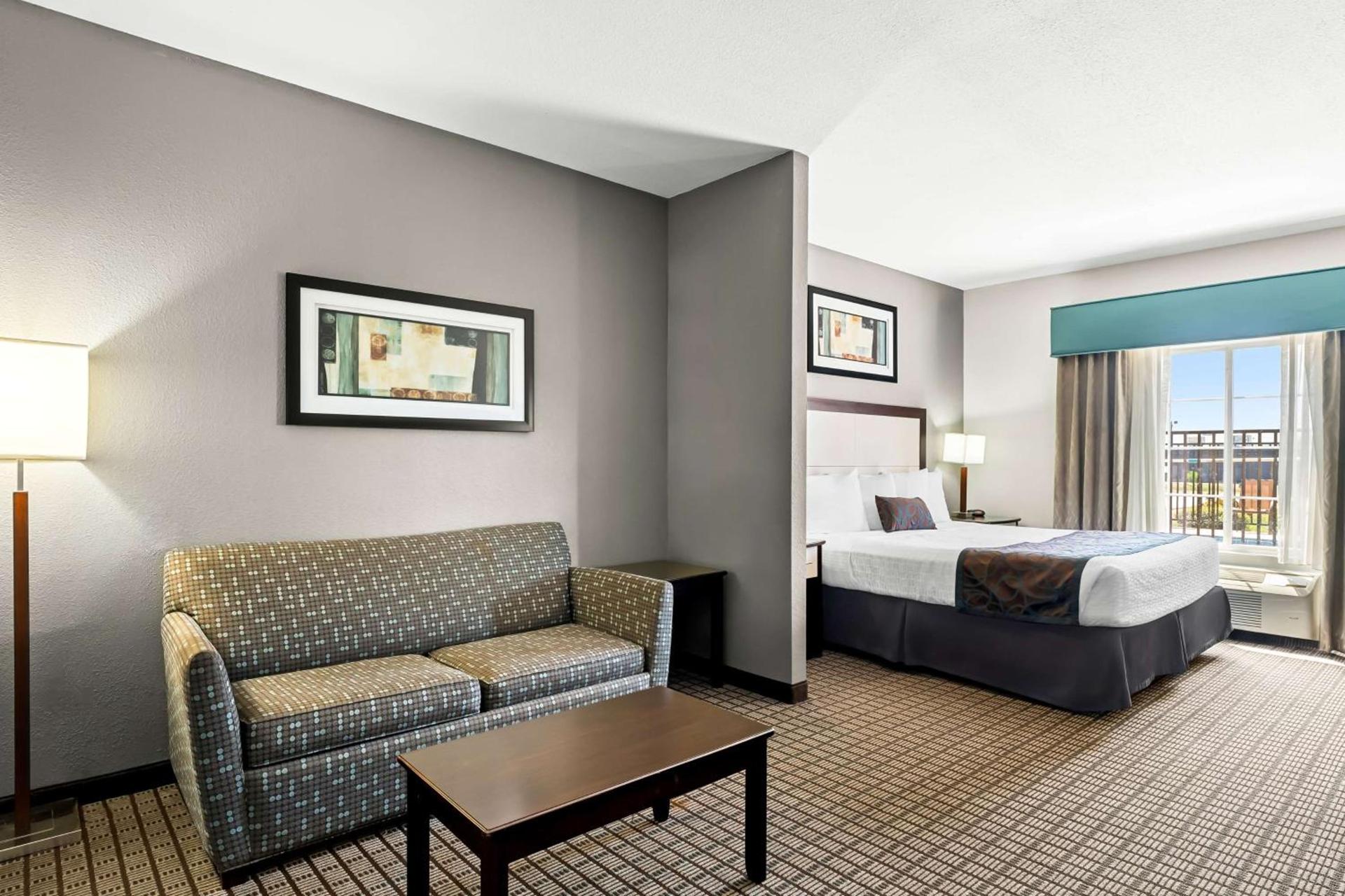 Best Western Plus - Magee Inn & Suites photo 6