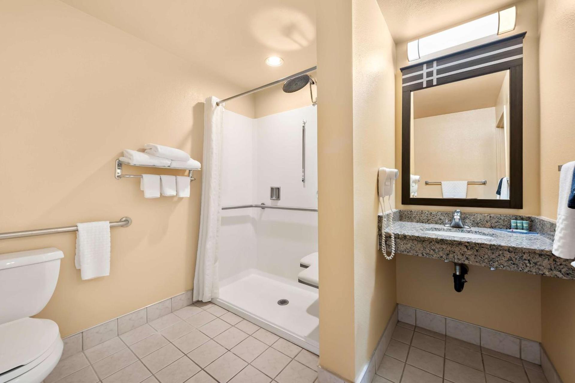 Best Western Topaz Lake Inn photo 29