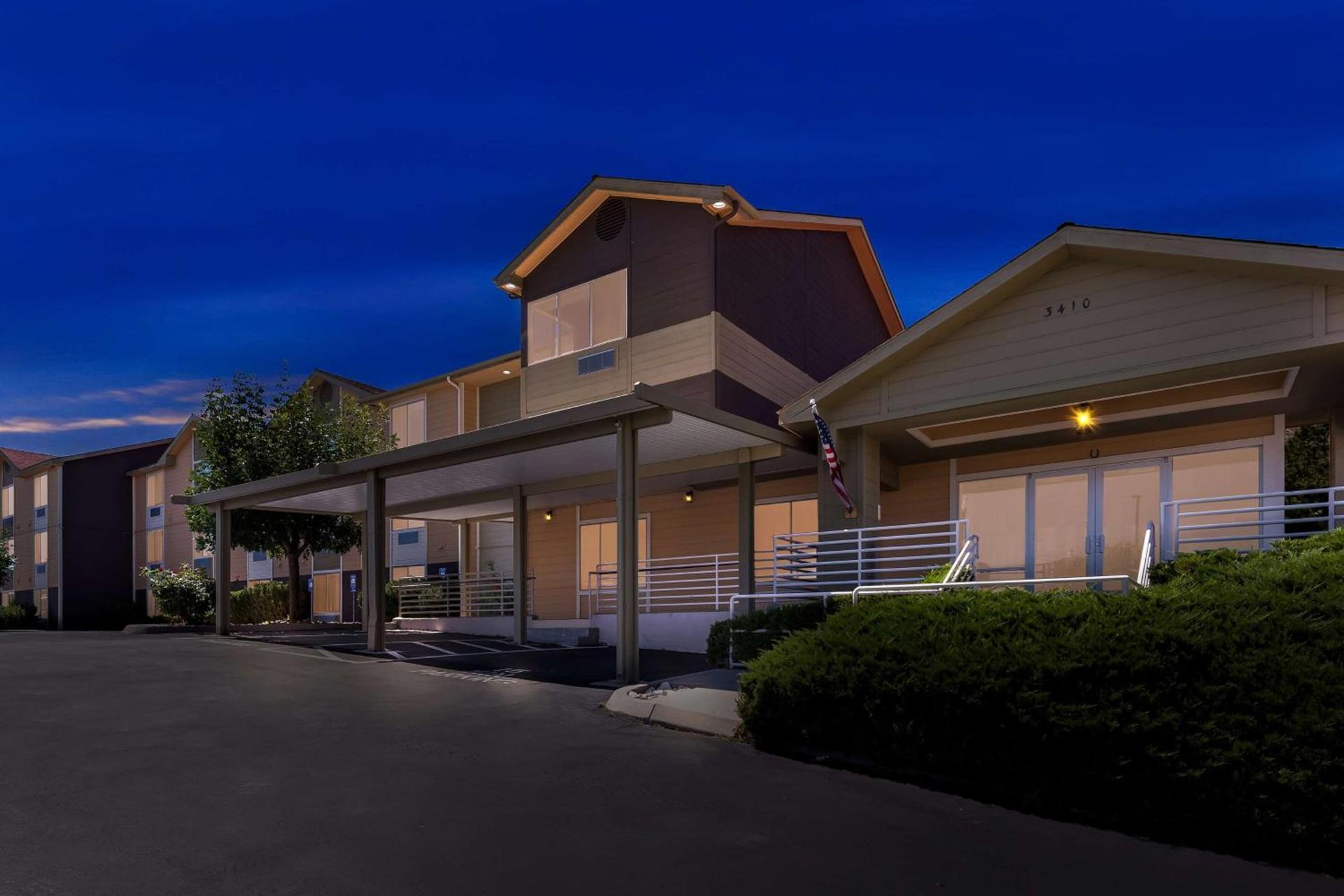 Best Western Topaz Lake Inn photo 30