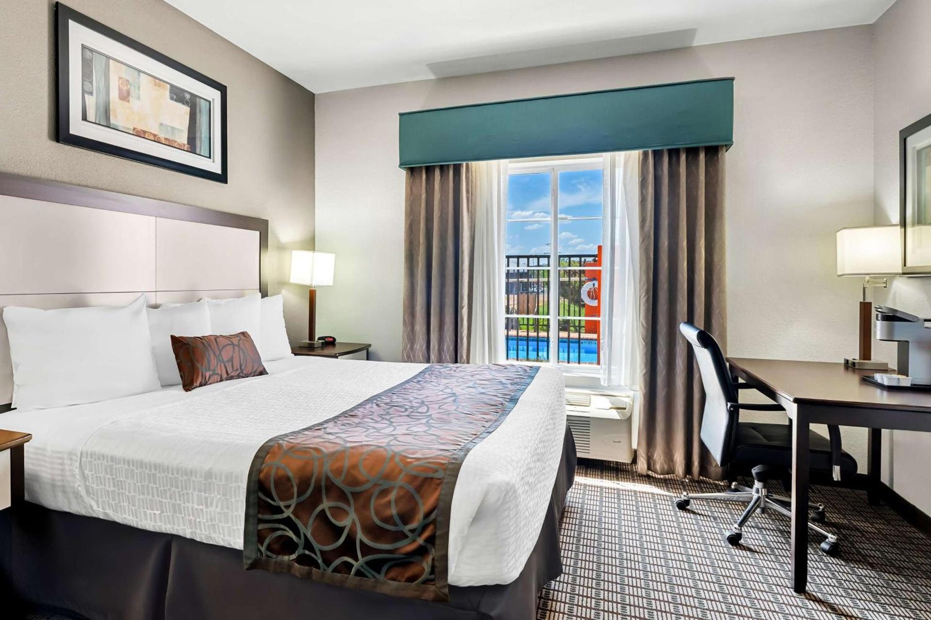 Best Western Plus - Magee Inn & Suites photo 15